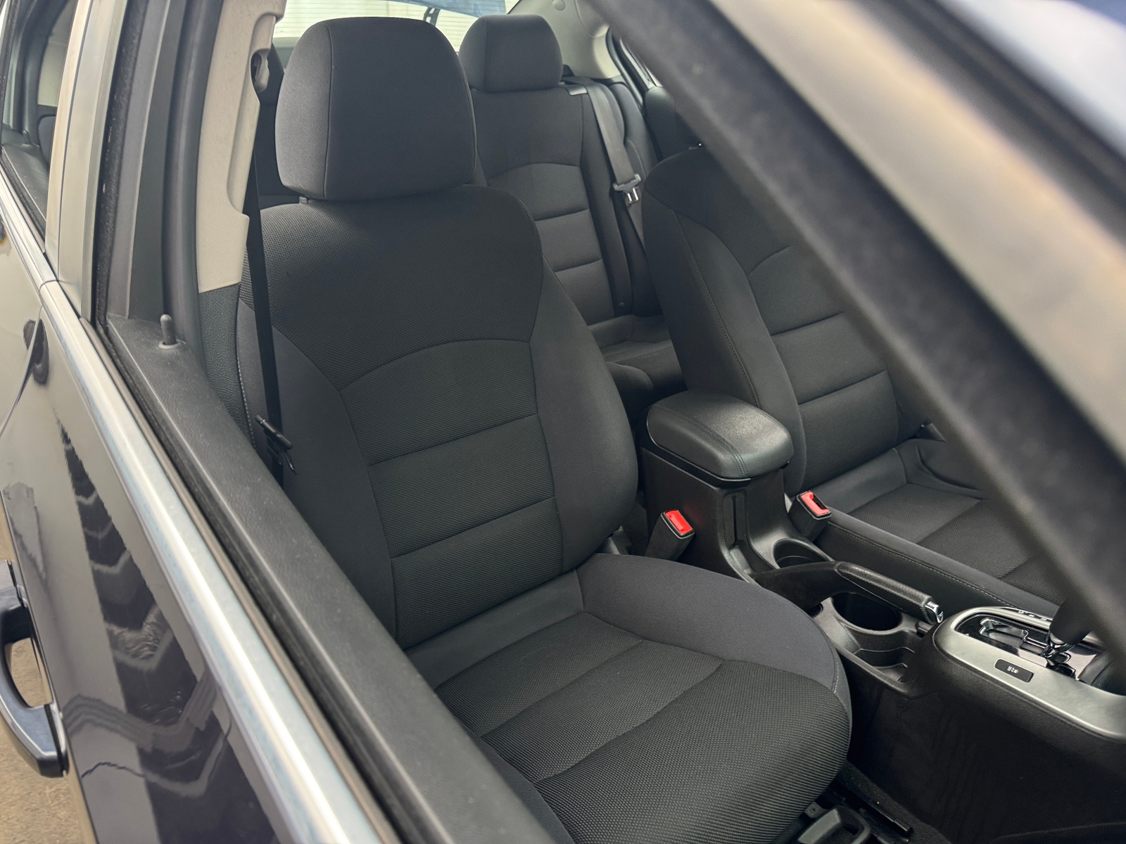 Thumbnail: 2015 Chevrolet Cruze - 2