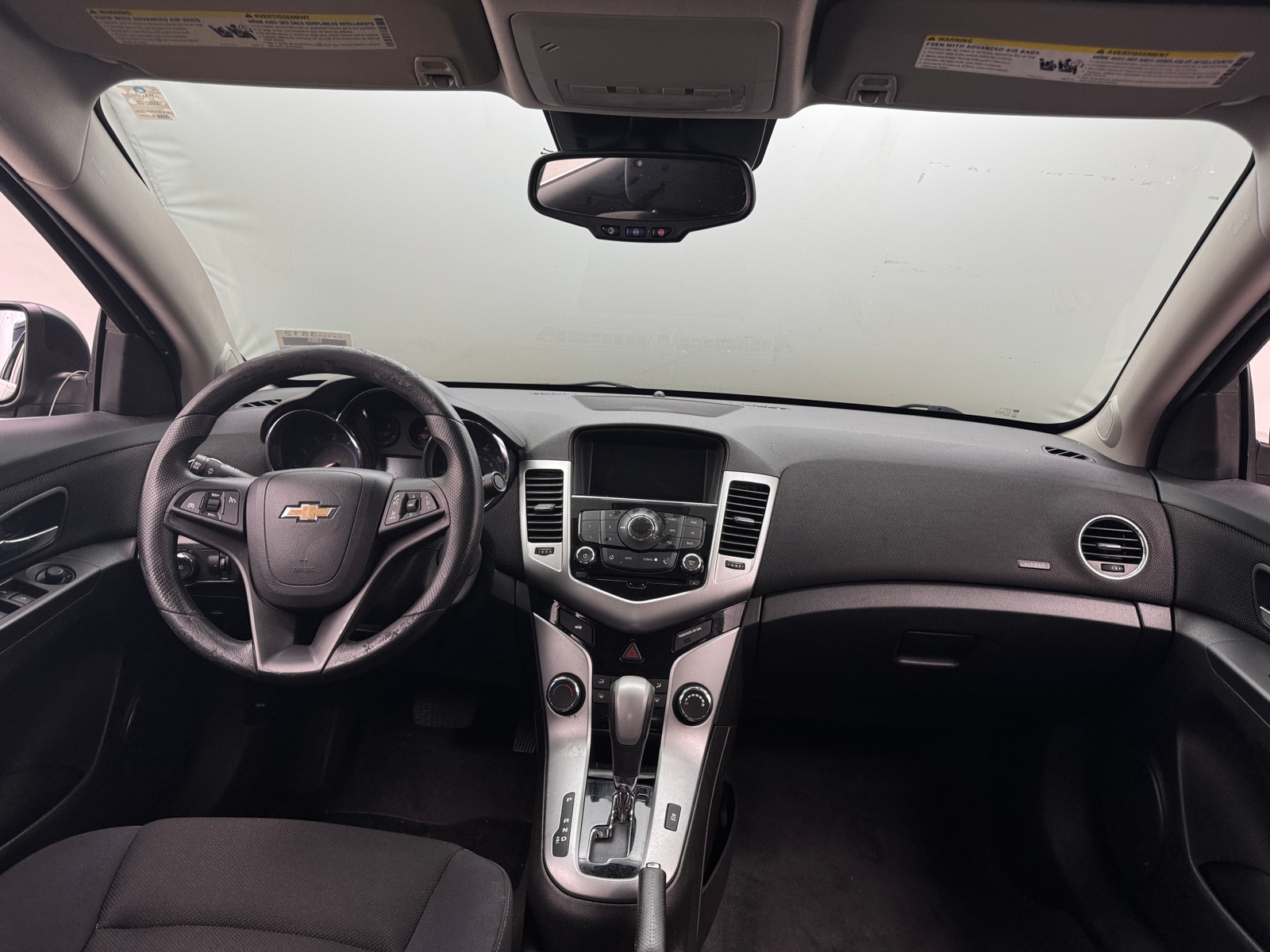 Thumbnail: 2015 Chevrolet Cruze - 3