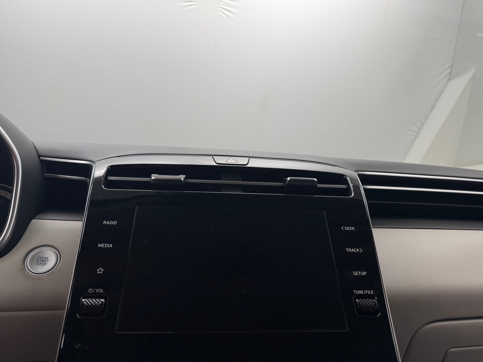 Thumbnail: 2022 Hyundai Tucson - 4