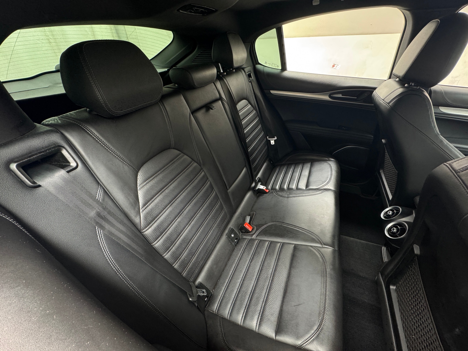 Thumbnail: 2019 Alfa Romeo Stelvio - 5