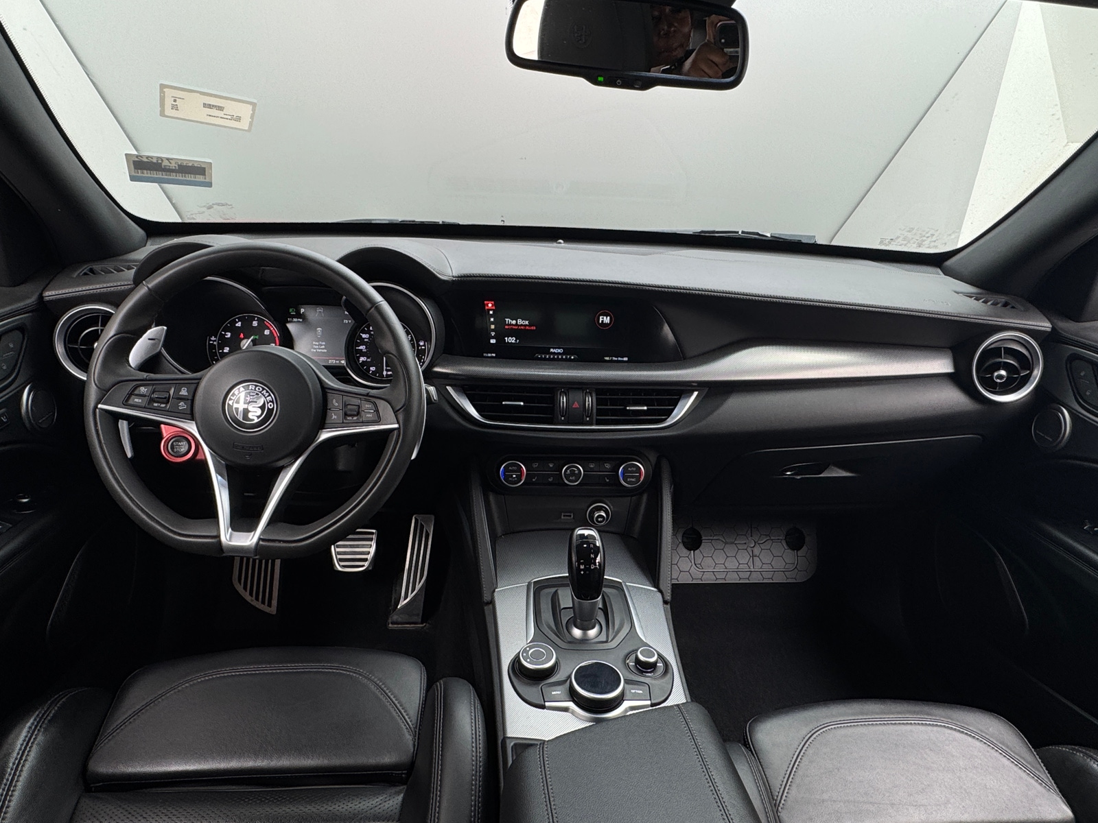 Thumbnail: 2019 Alfa Romeo Stelvio - 2