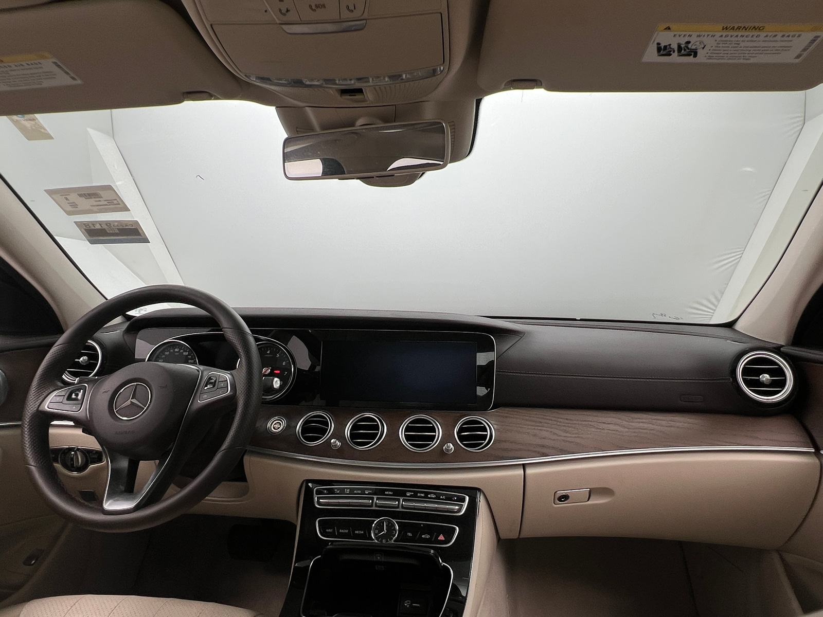 Thumbnail: 2017 Mercedes-Benz E-Class - 3