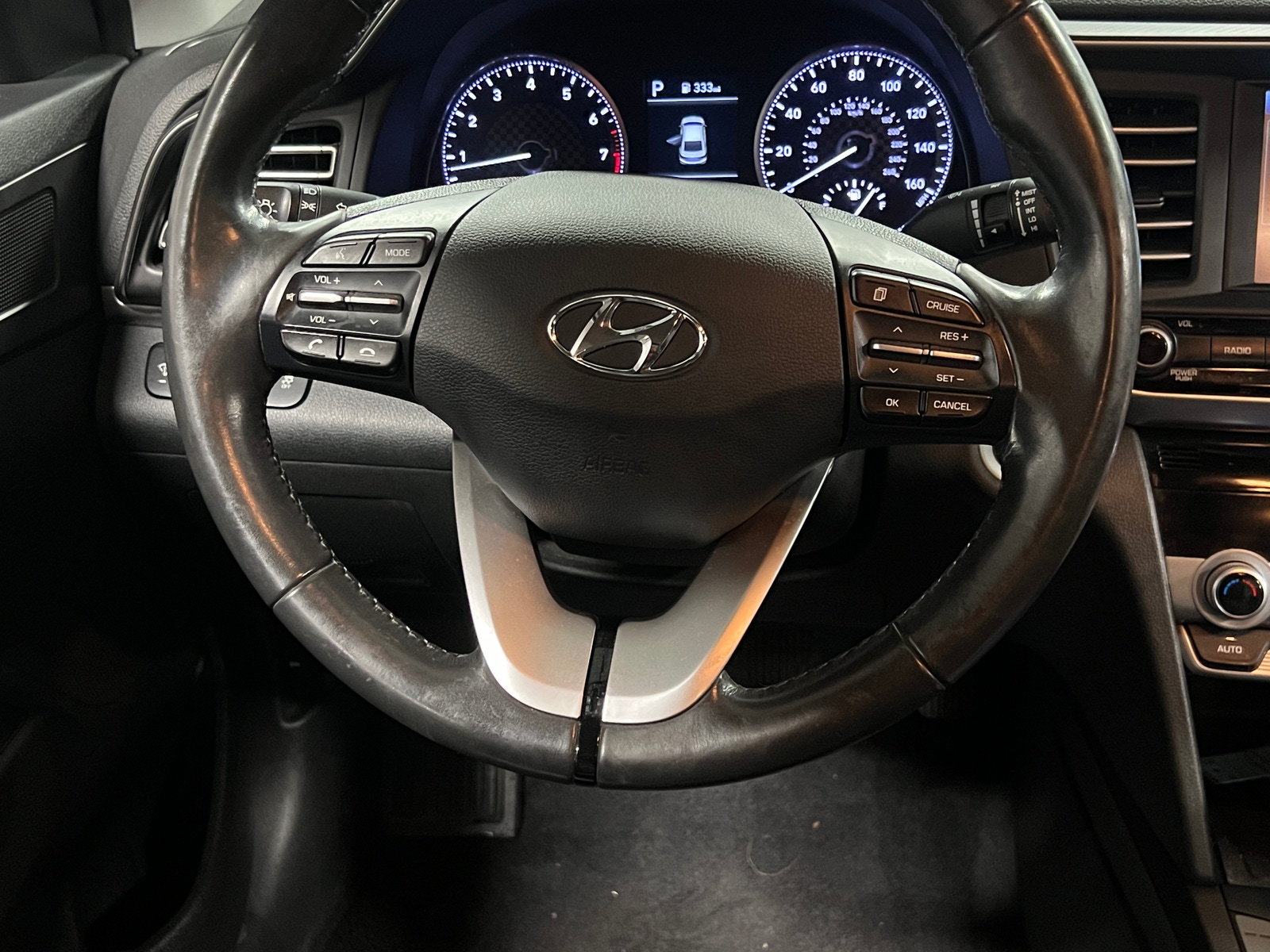 Thumbnail: 2019 Hyundai Elantra - 4