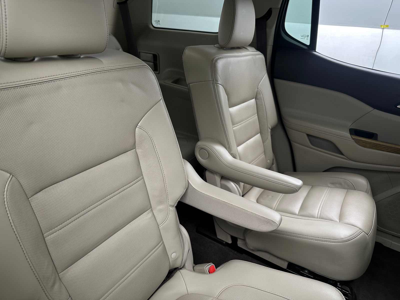 Thumbnail: 2017 GMC Acadia - 5