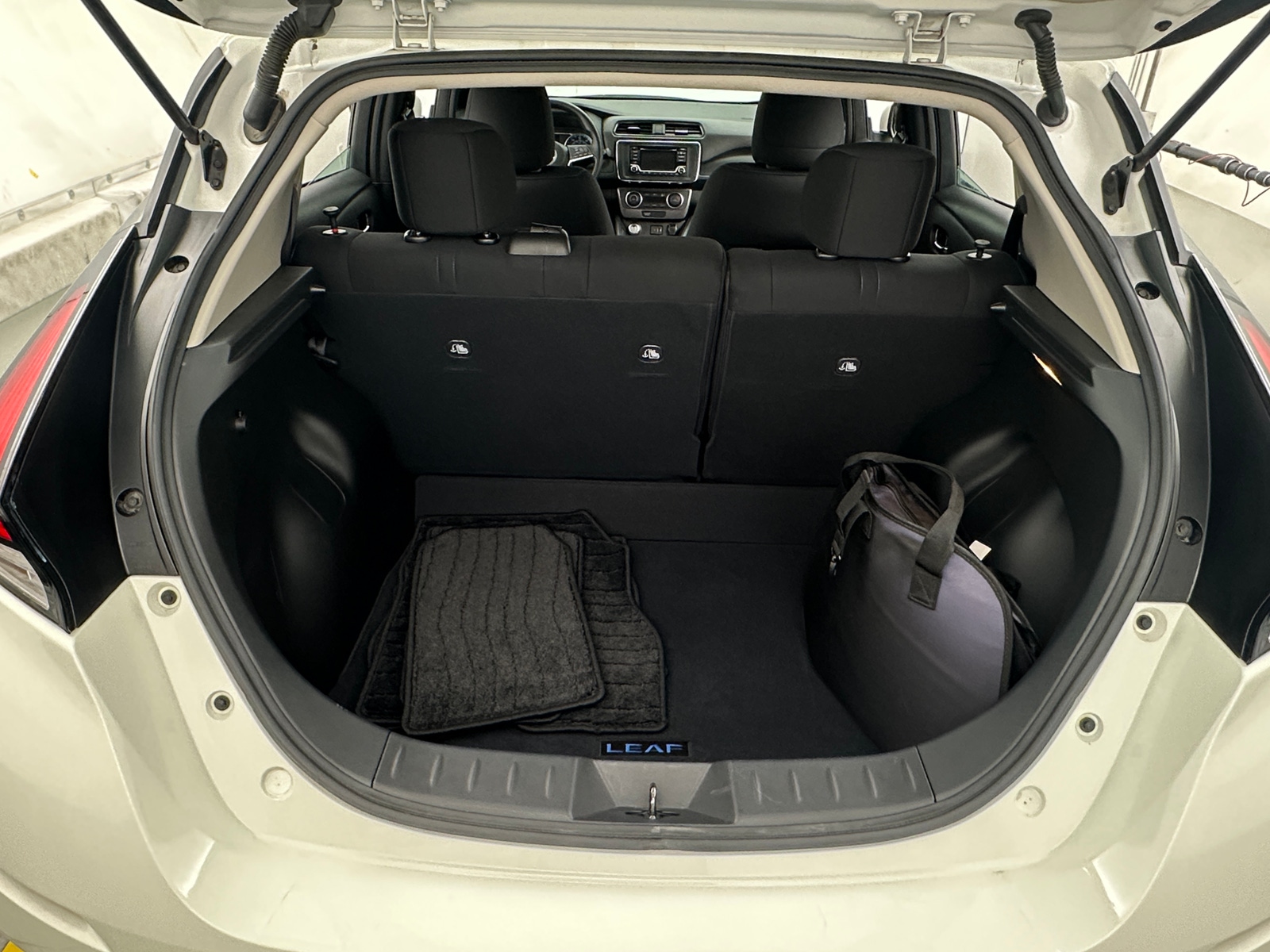 Thumbnail: 2019 Nissan Leaf - 7