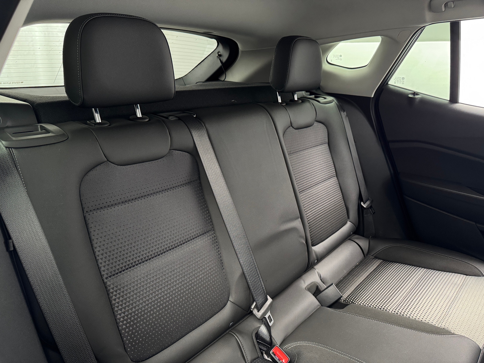 Thumbnail: 2024 Chevrolet Trax - 6