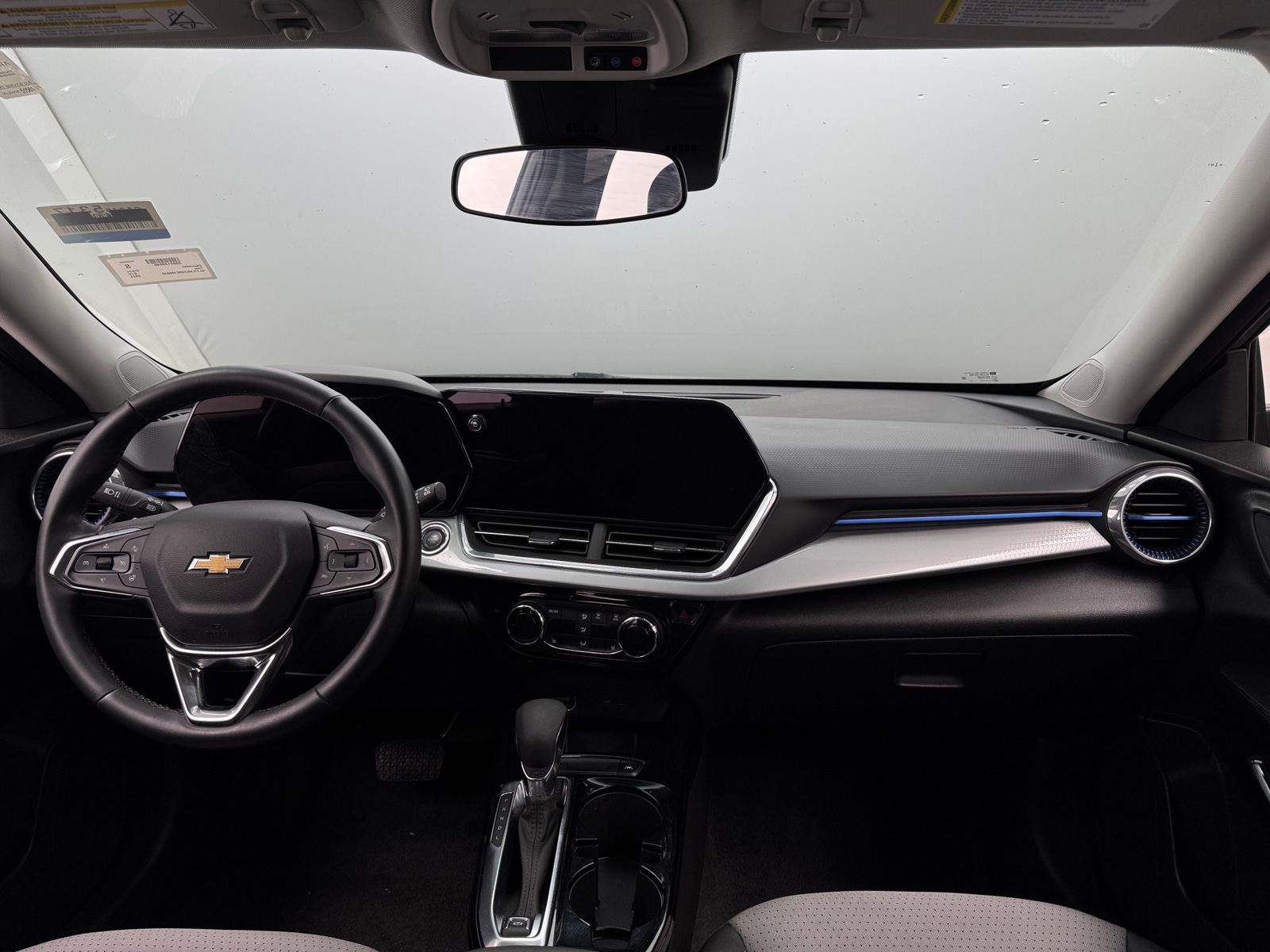 Thumbnail: 2024 Chevrolet Trax - 3