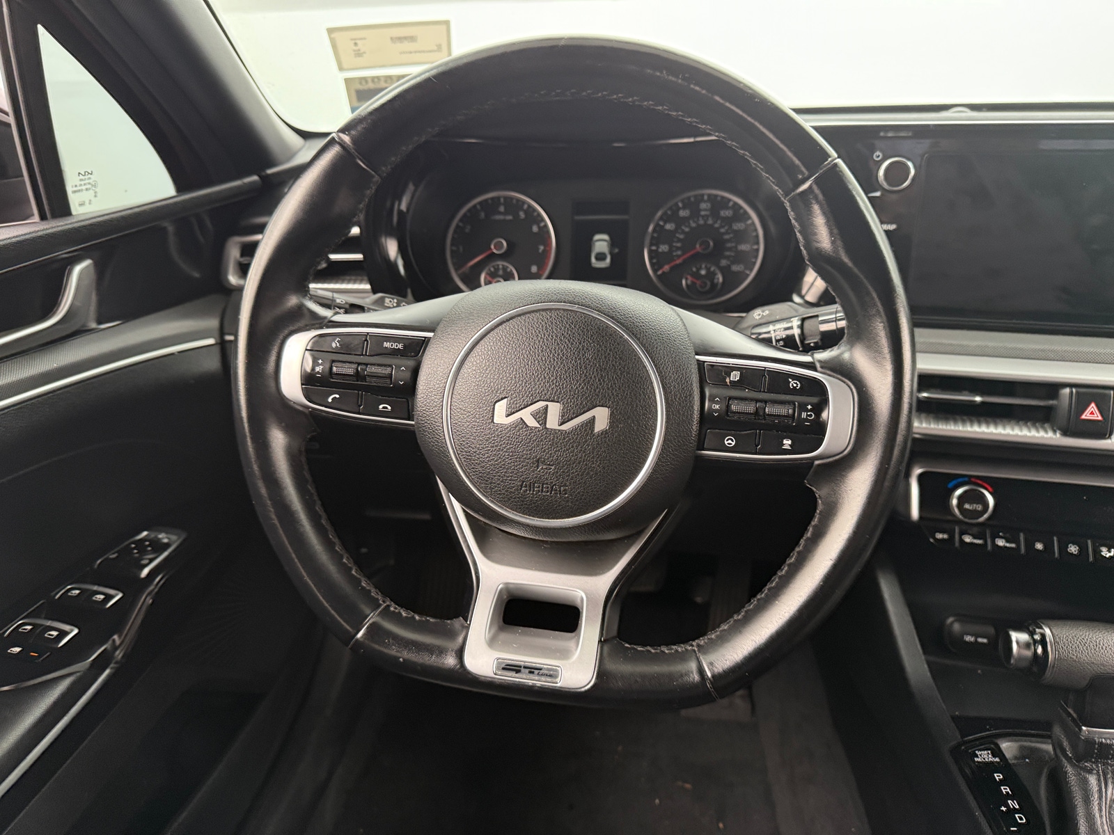 Thumbnail: 2023 Kia K5 - 4