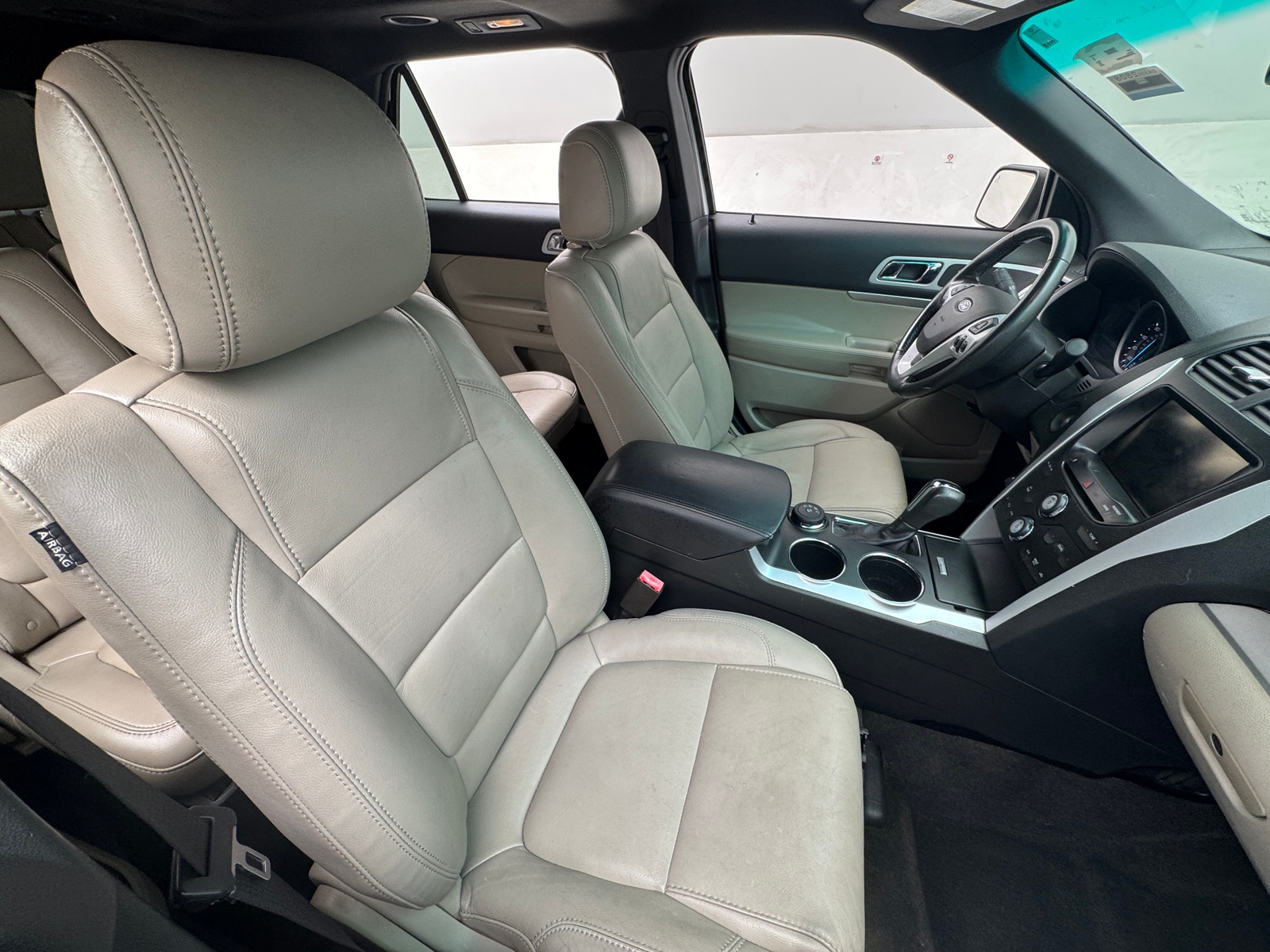 Thumbnail: 2013 Ford Explorer - 2