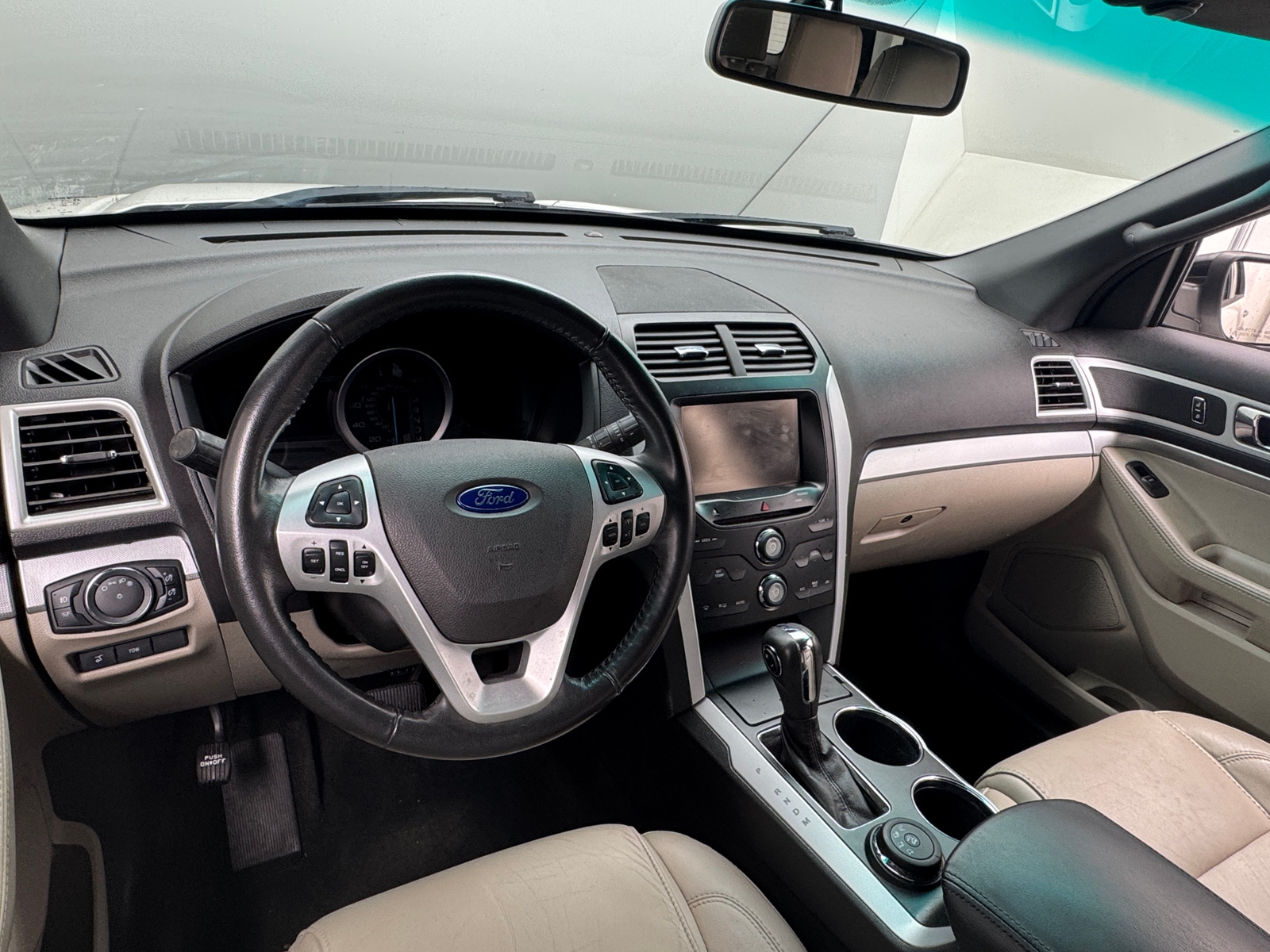 Thumbnail: 2013 Ford Explorer - 3