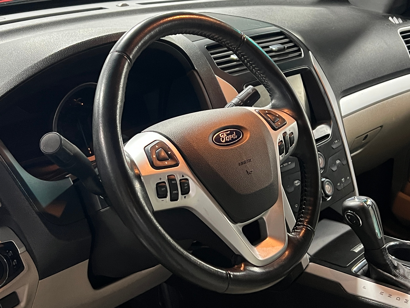 Thumbnail: 2013 Ford Explorer - 5