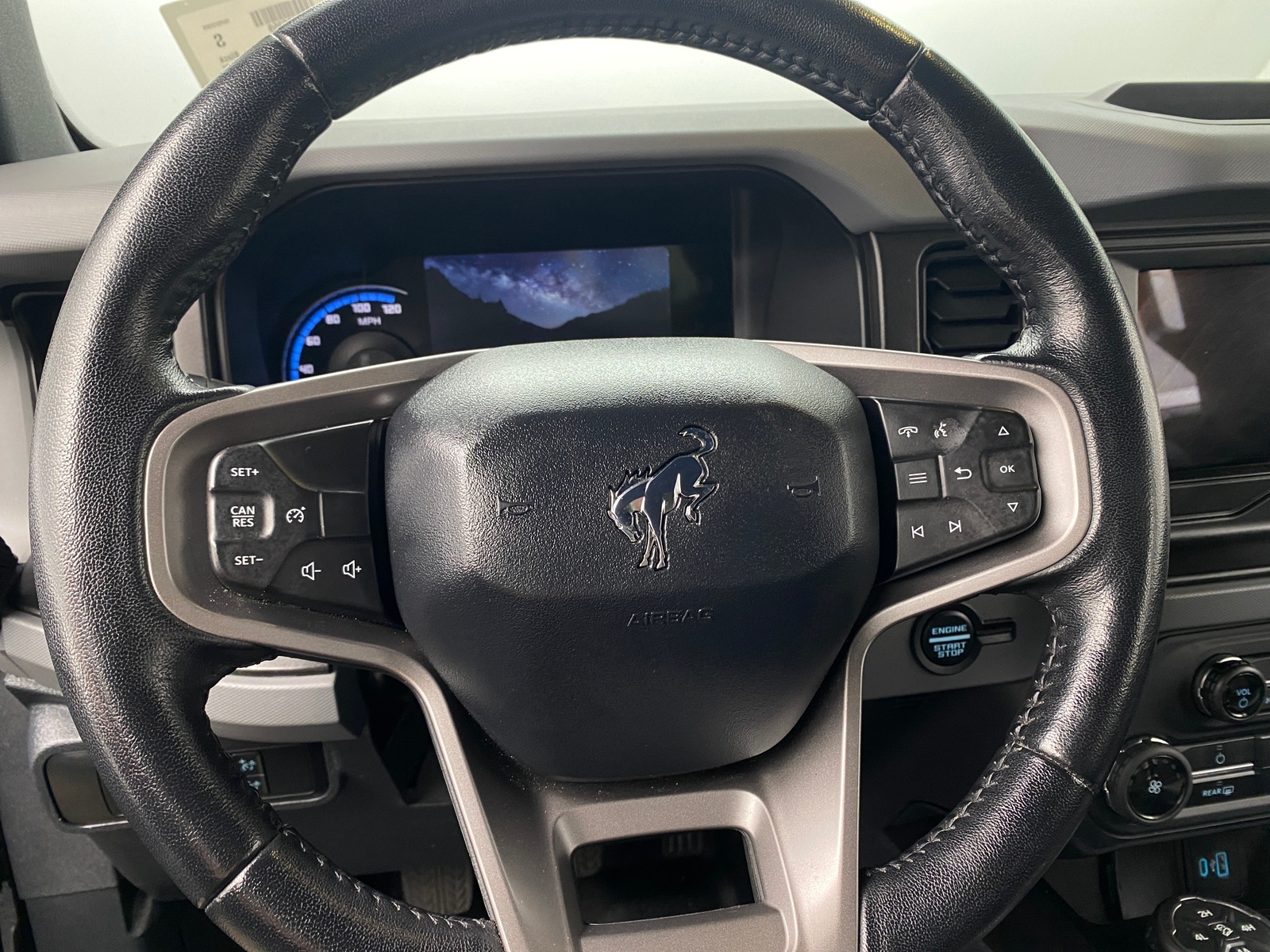 Thumbnail: 2021 Ford Bronco - 5
