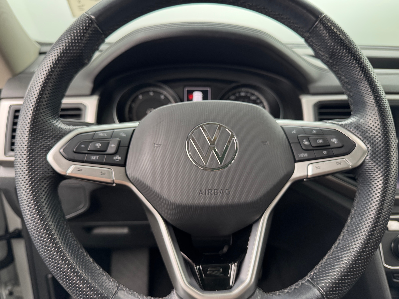 Thumbnail: 2021 Volkswagen Atlas - 4