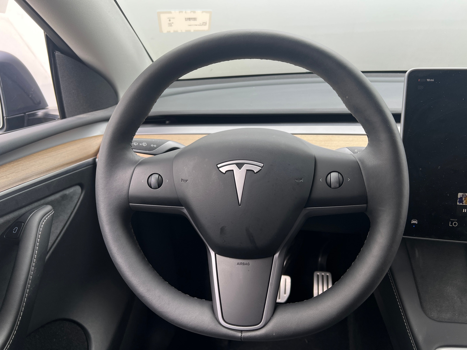 Thumbnail: 2023 Tesla Model Y - 4