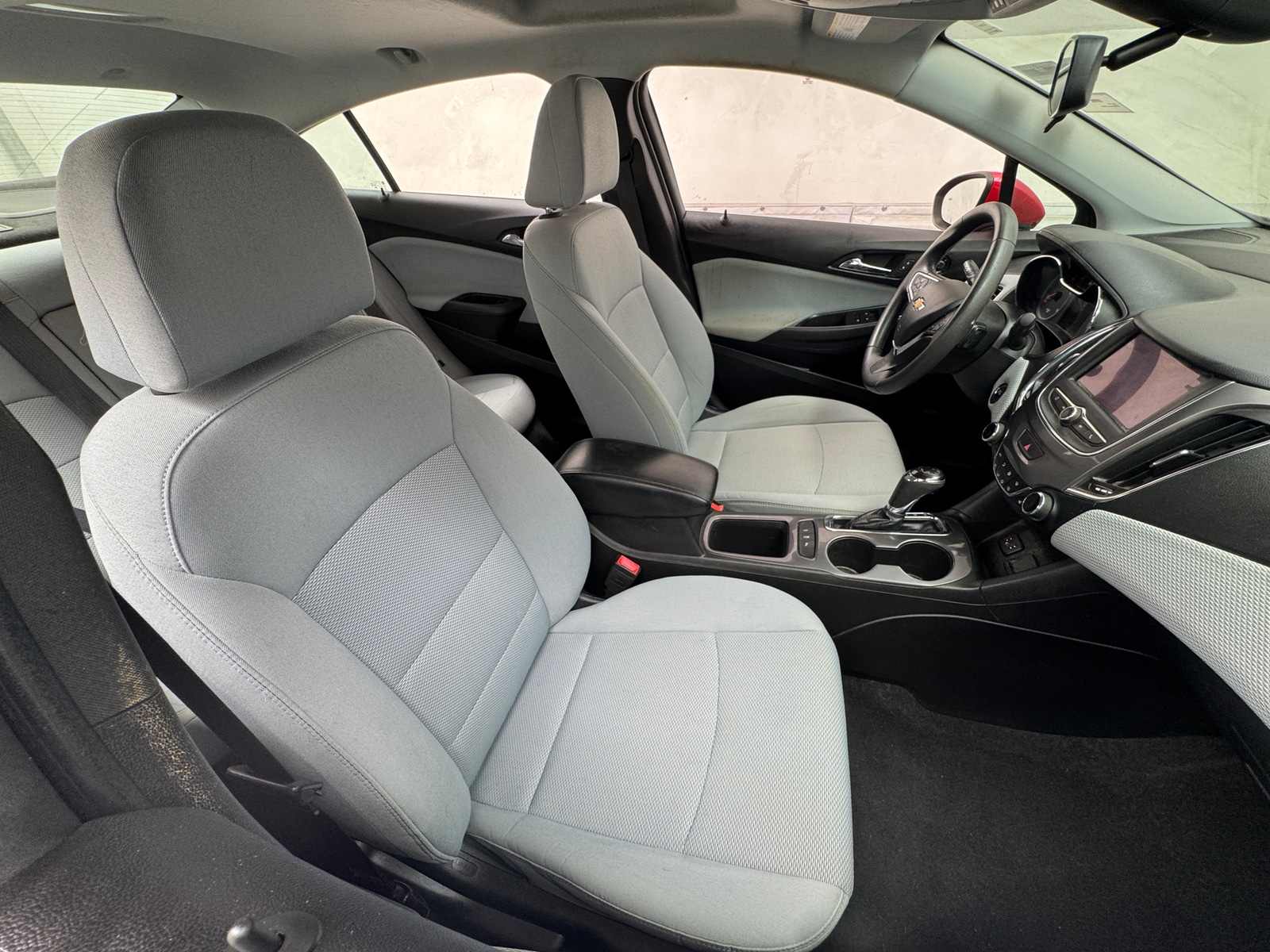 Thumbnail: 2019 Chevrolet Cruze - 2