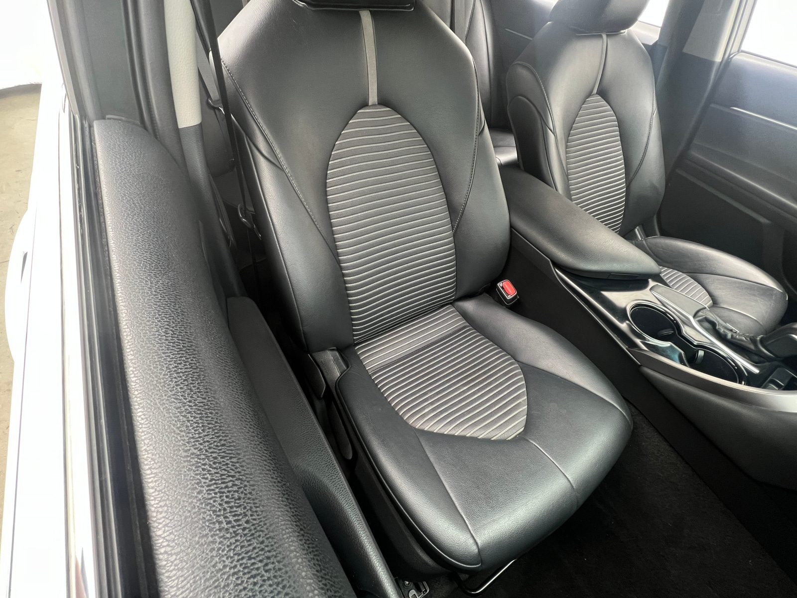 Thumbnail: 2018 Toyota Camry - 2