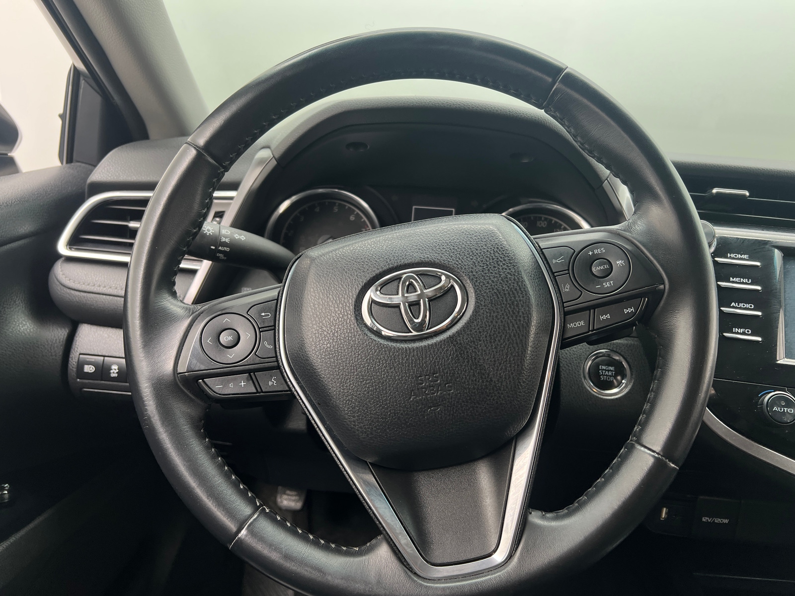 Thumbnail: 2018 Toyota Camry - 5