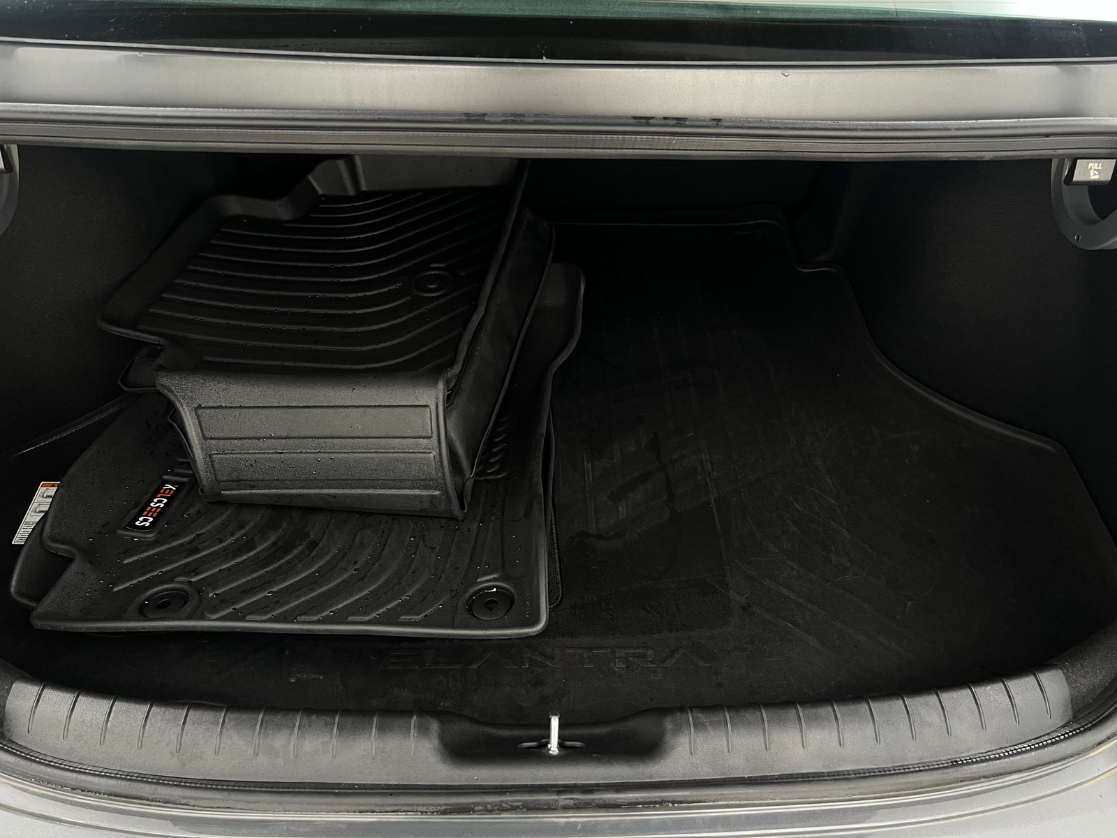 Thumbnail: 2025 Hyundai Elantra - 7