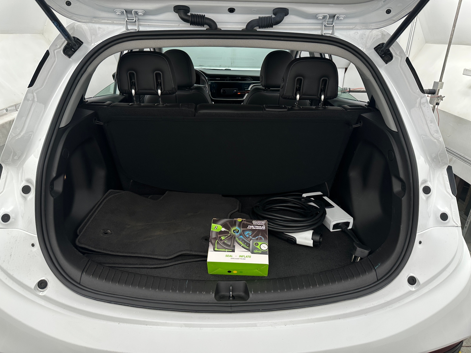 Thumbnail: 2023 Chevrolet Bolt EV - 6
