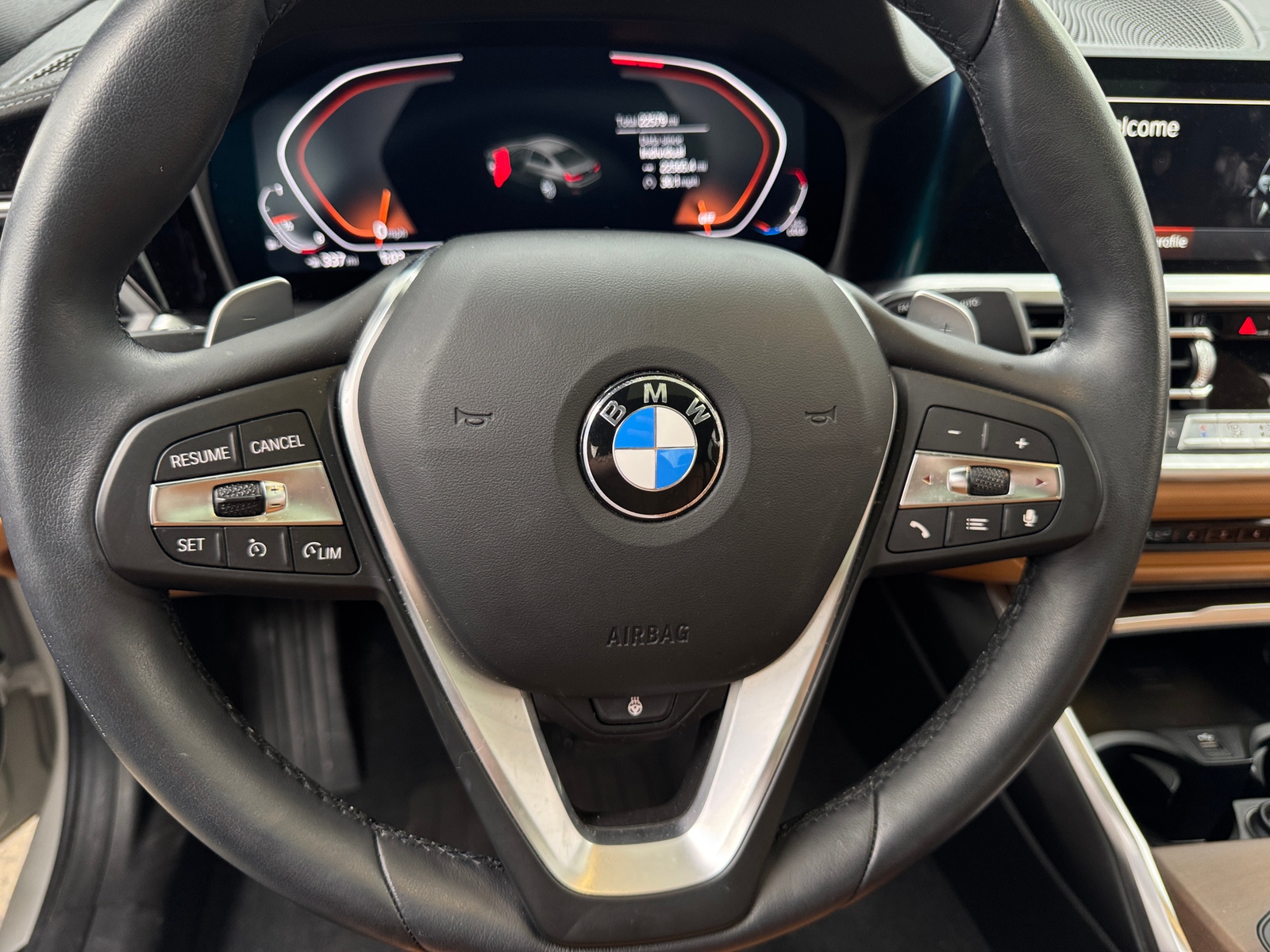 Thumbnail: 2021 BMW 3 Series - 4