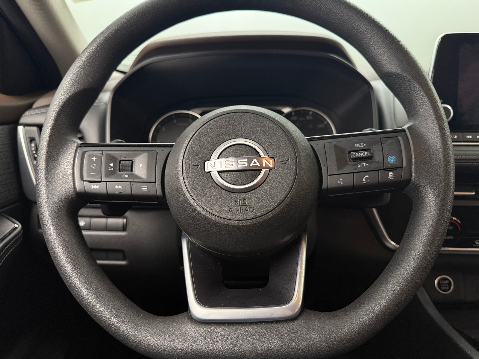 Thumbnail: 2023 Nissan Rogue - 5