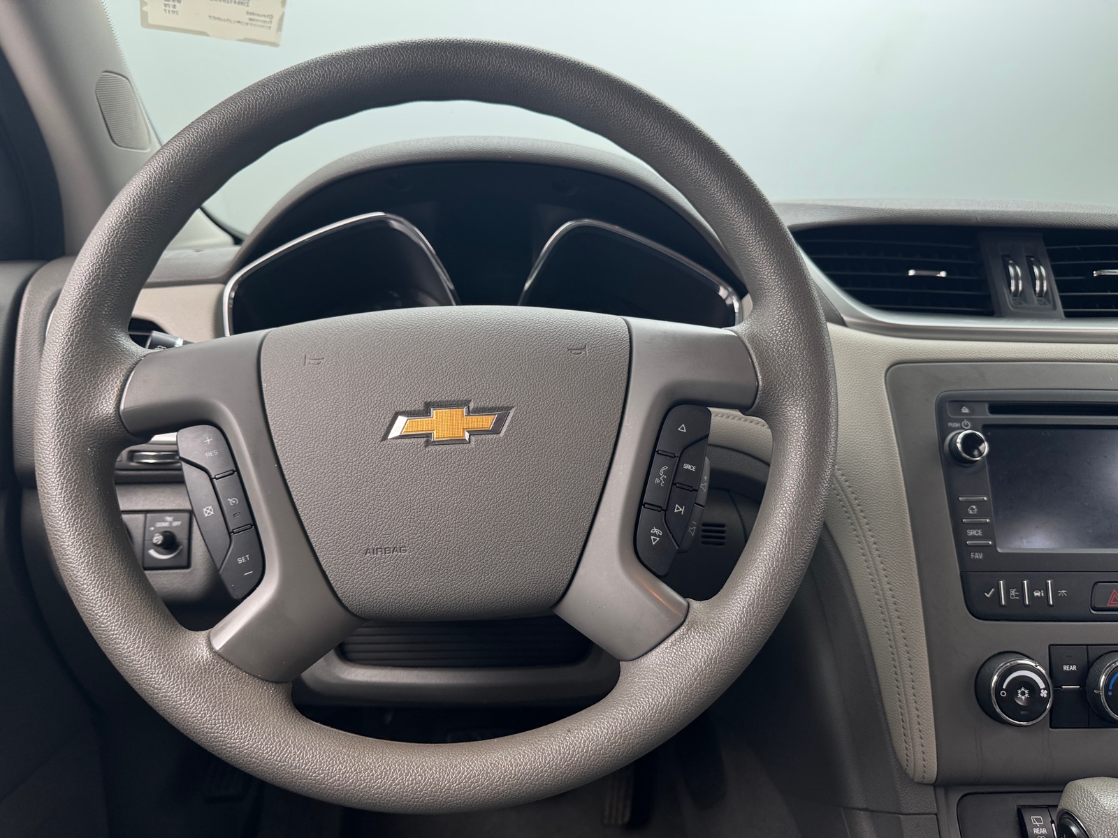 Thumbnail: 2017 Chevrolet Traverse - 5