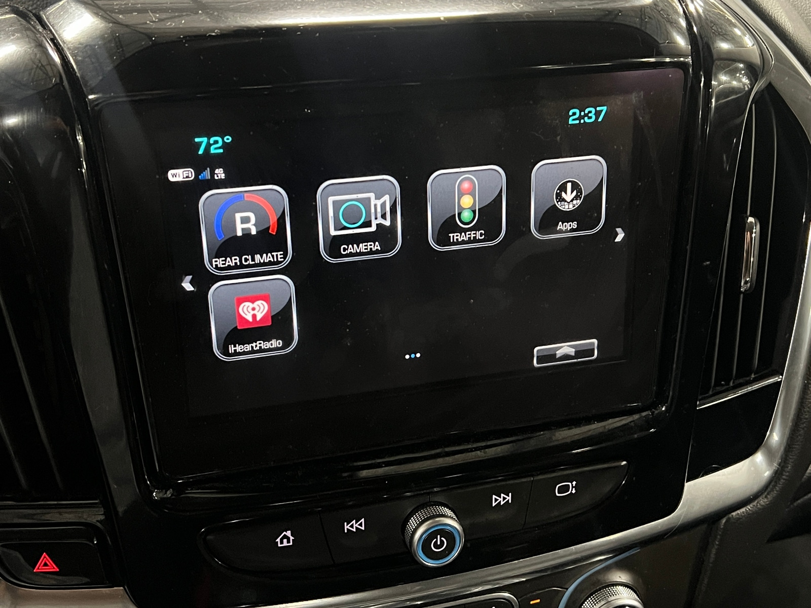 Thumbnail: 2018 Chevrolet Traverse - 3