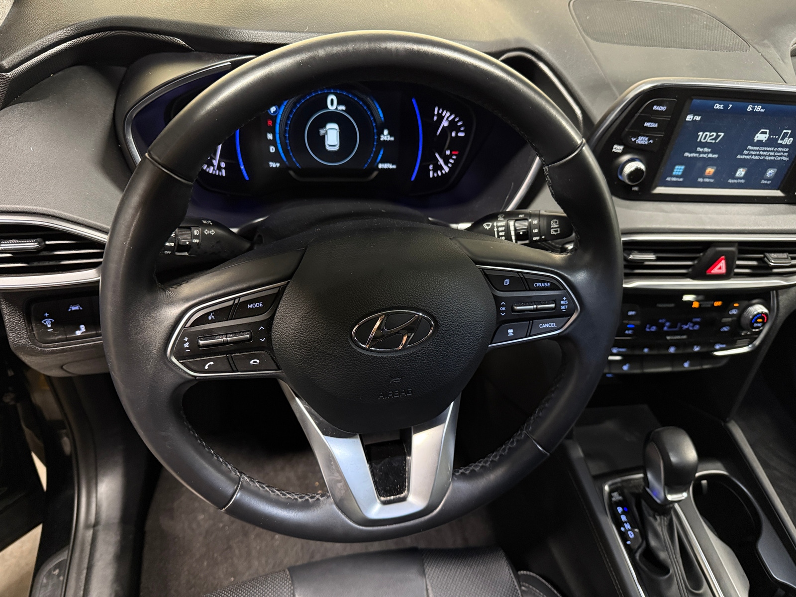 Thumbnail: 2019 Hyundai Santa Fe - 4