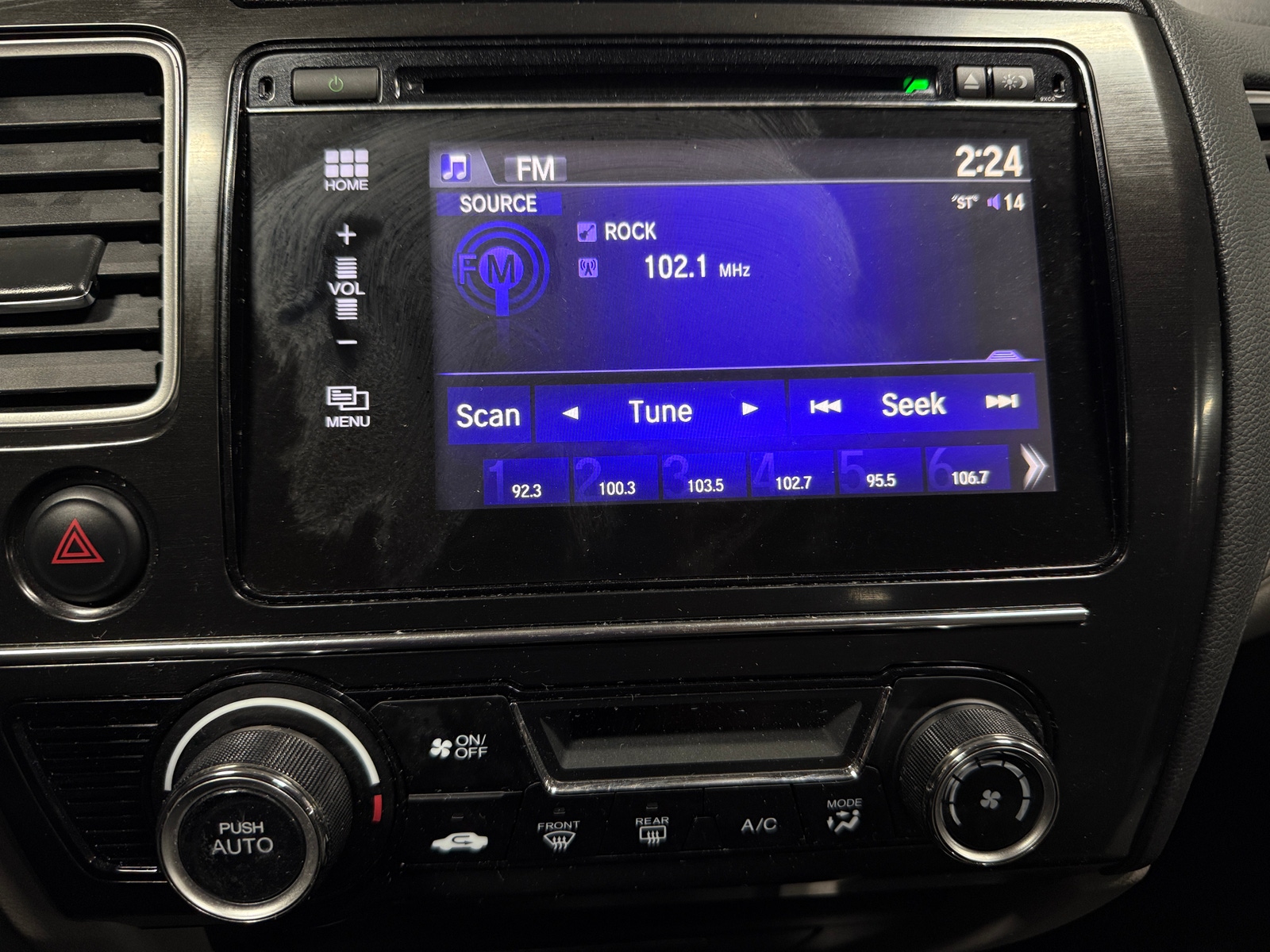 Thumbnail: 2015 Honda Civic - 4