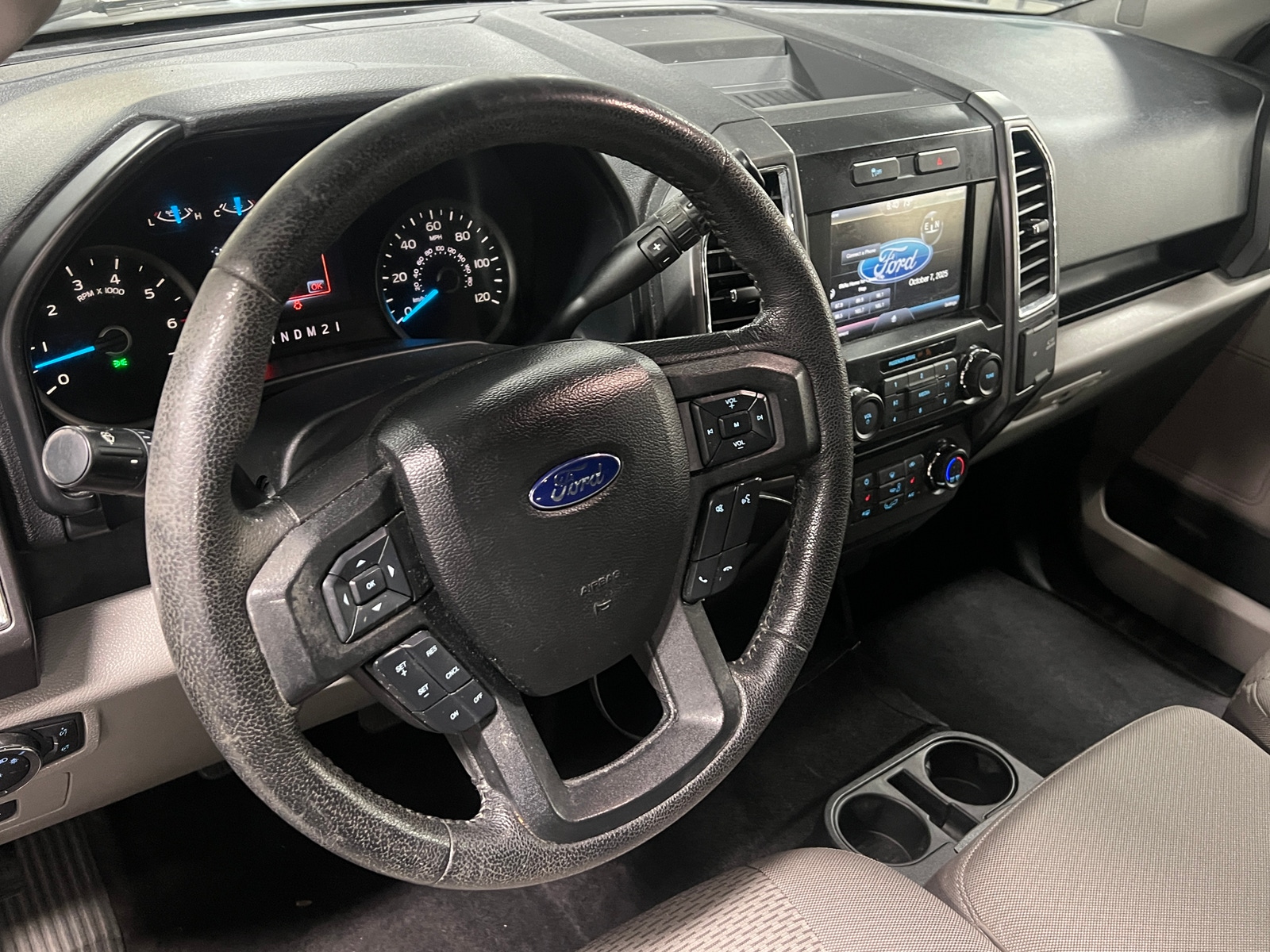 Thumbnail: 2015 Ford Econoline - 5