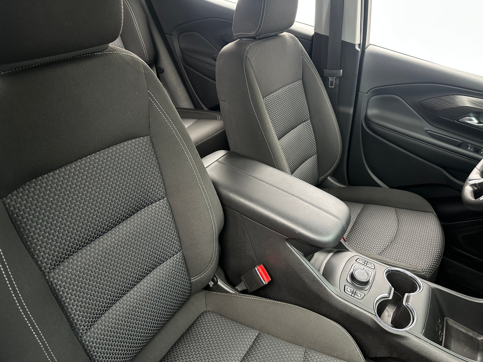 Thumbnail: 2022 GMC Terrain - 2