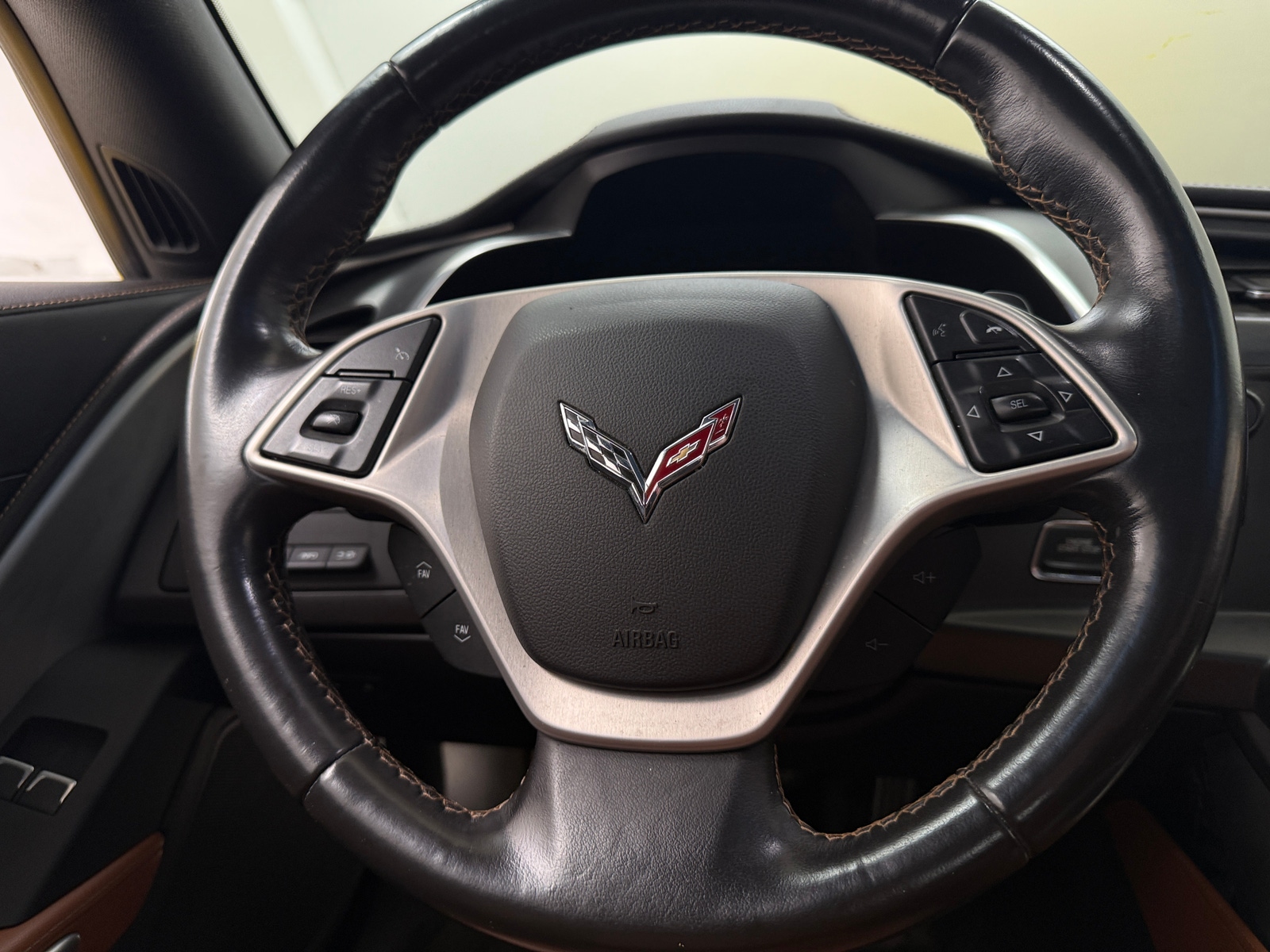 Thumbnail: 2014 Chevrolet Corvette - 3