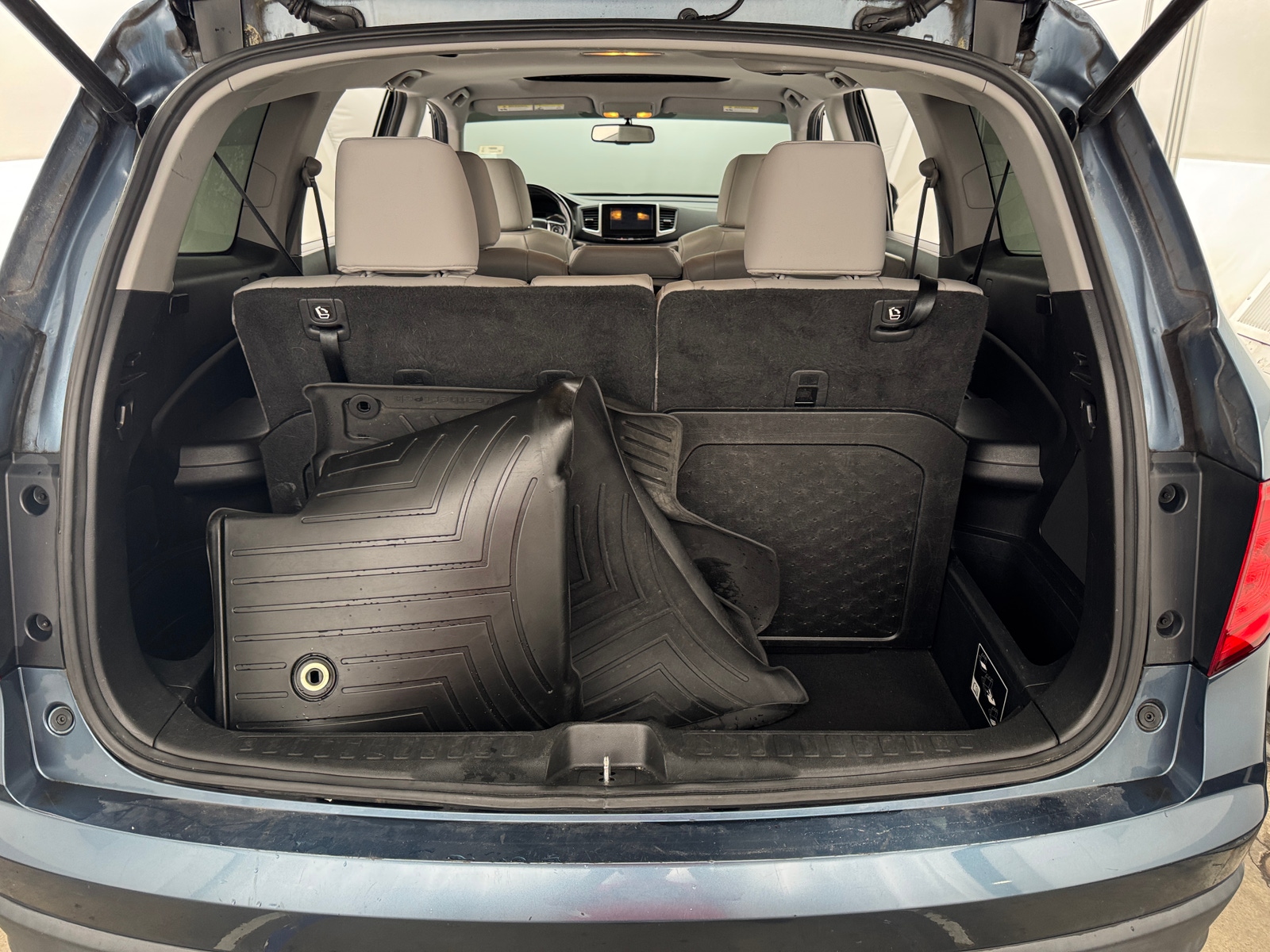 Thumbnail: 2017 Honda Pilot - 6