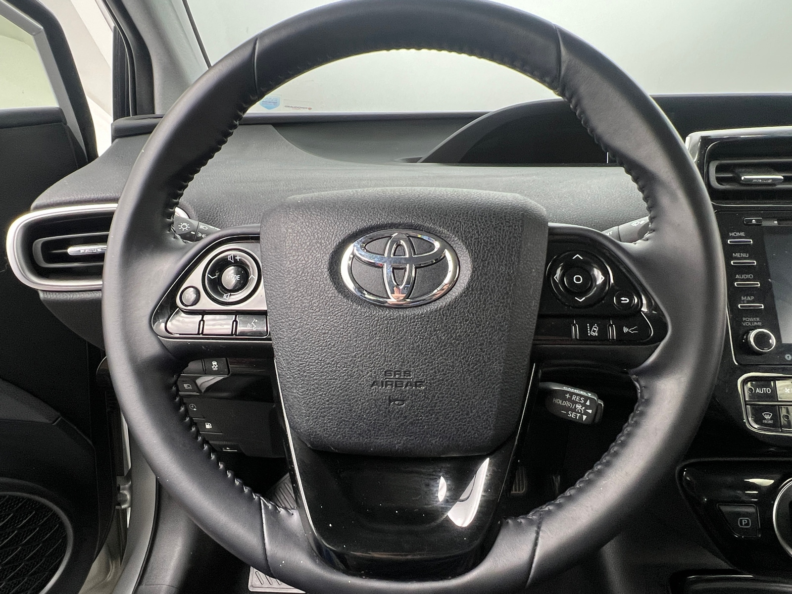 Thumbnail: 2022 Toyota Prius Prime - 5