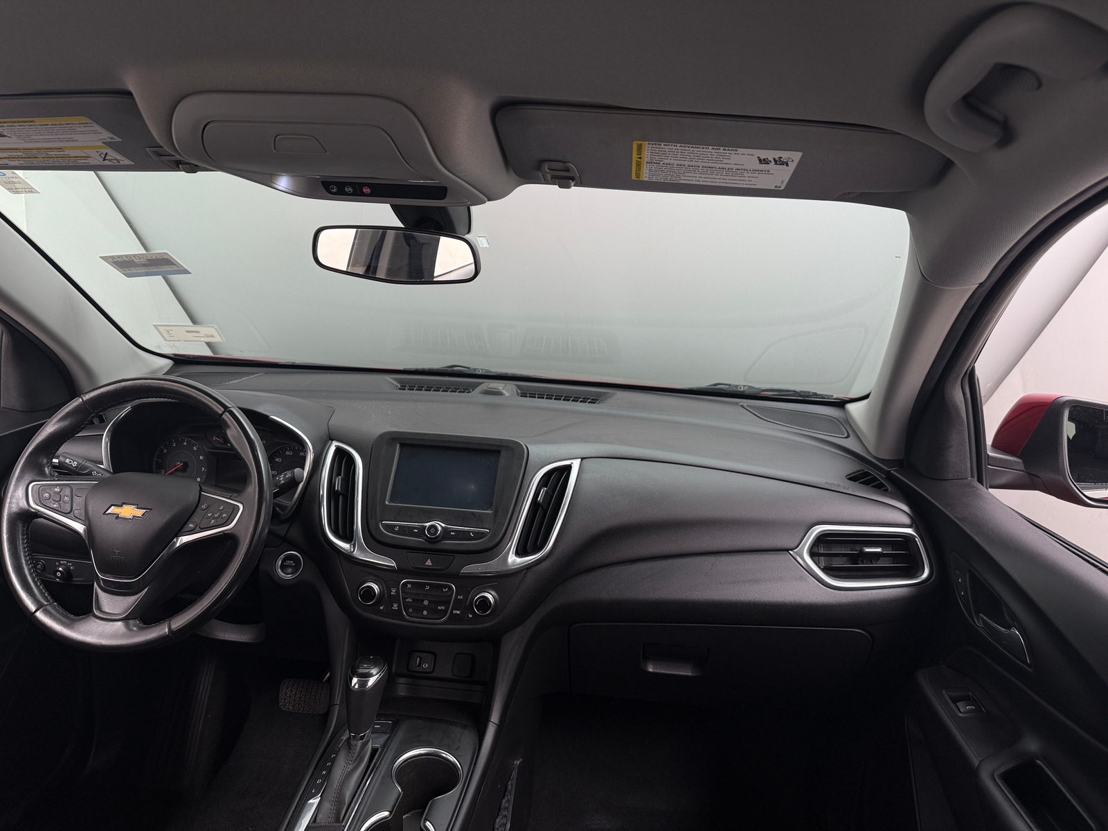 Thumbnail: 2018 Chevrolet Equinox - 3