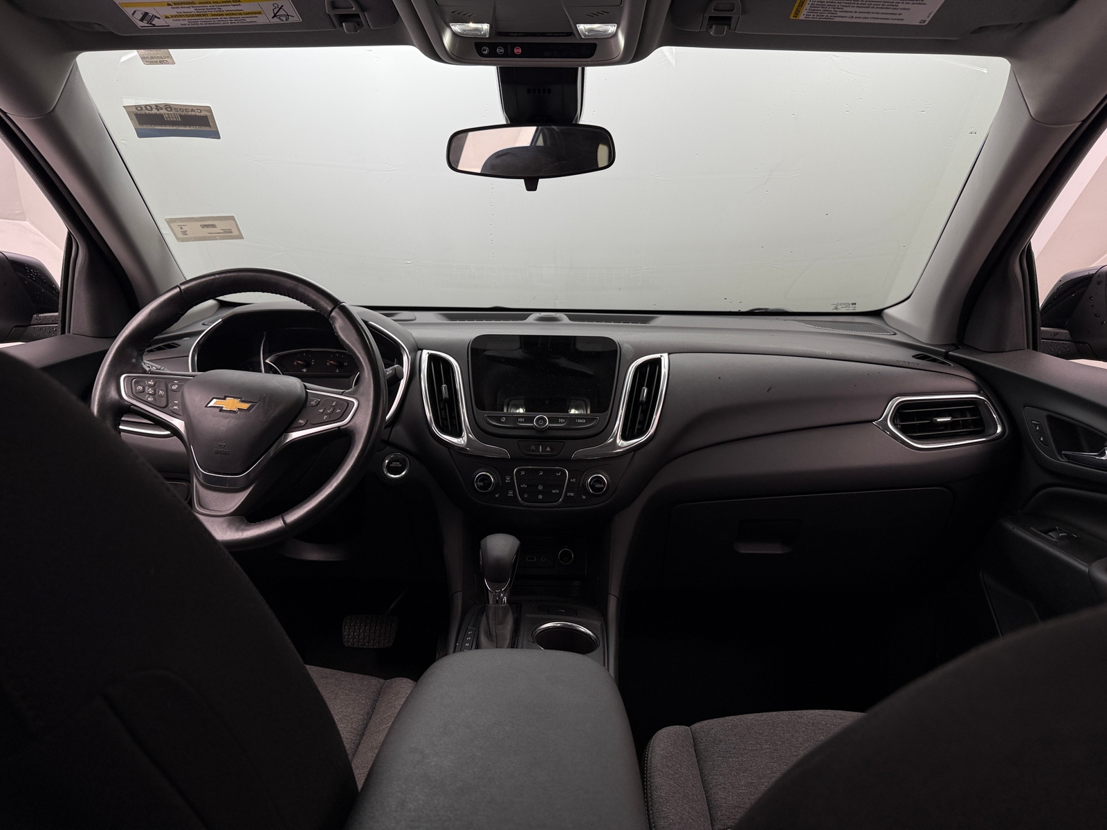 Thumbnail: 2022 Chevrolet Equinox - 3