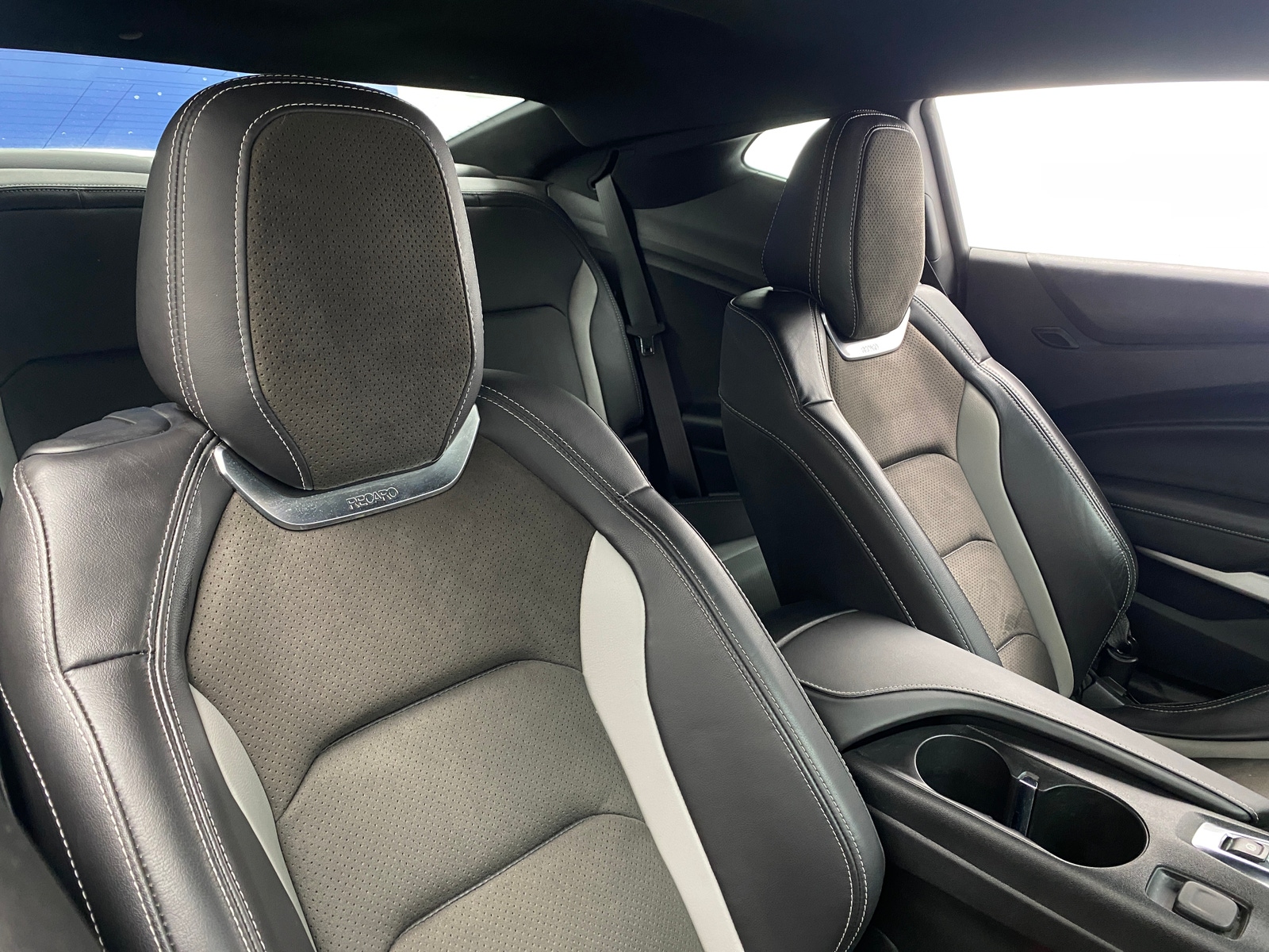 Thumbnail: 2020 Chevrolet Camaro - 2