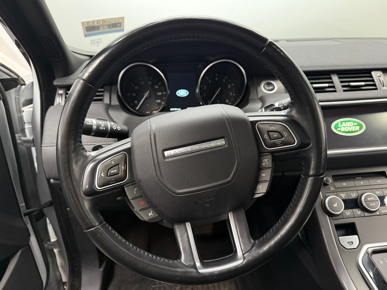 Thumbnail: 2018 Land Rover Range Rover Evoque - 4