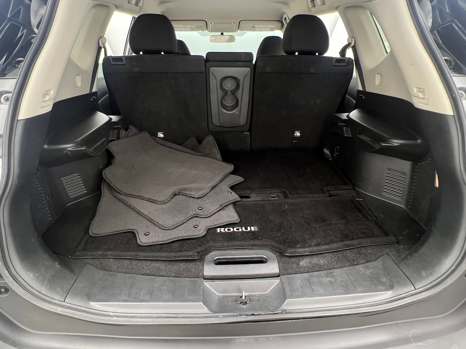 Thumbnail: 2015 Nissan Rogue - 7