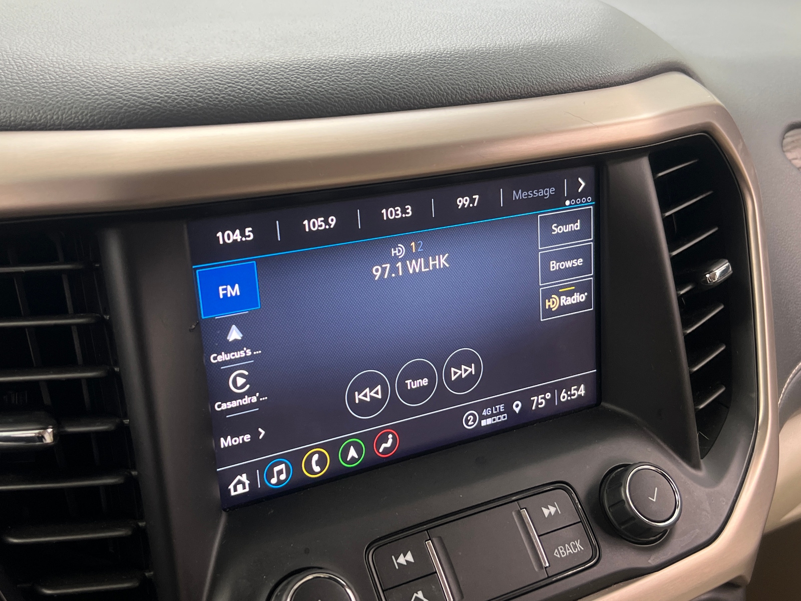 Thumbnail: 2021 GMC Acadia - 3