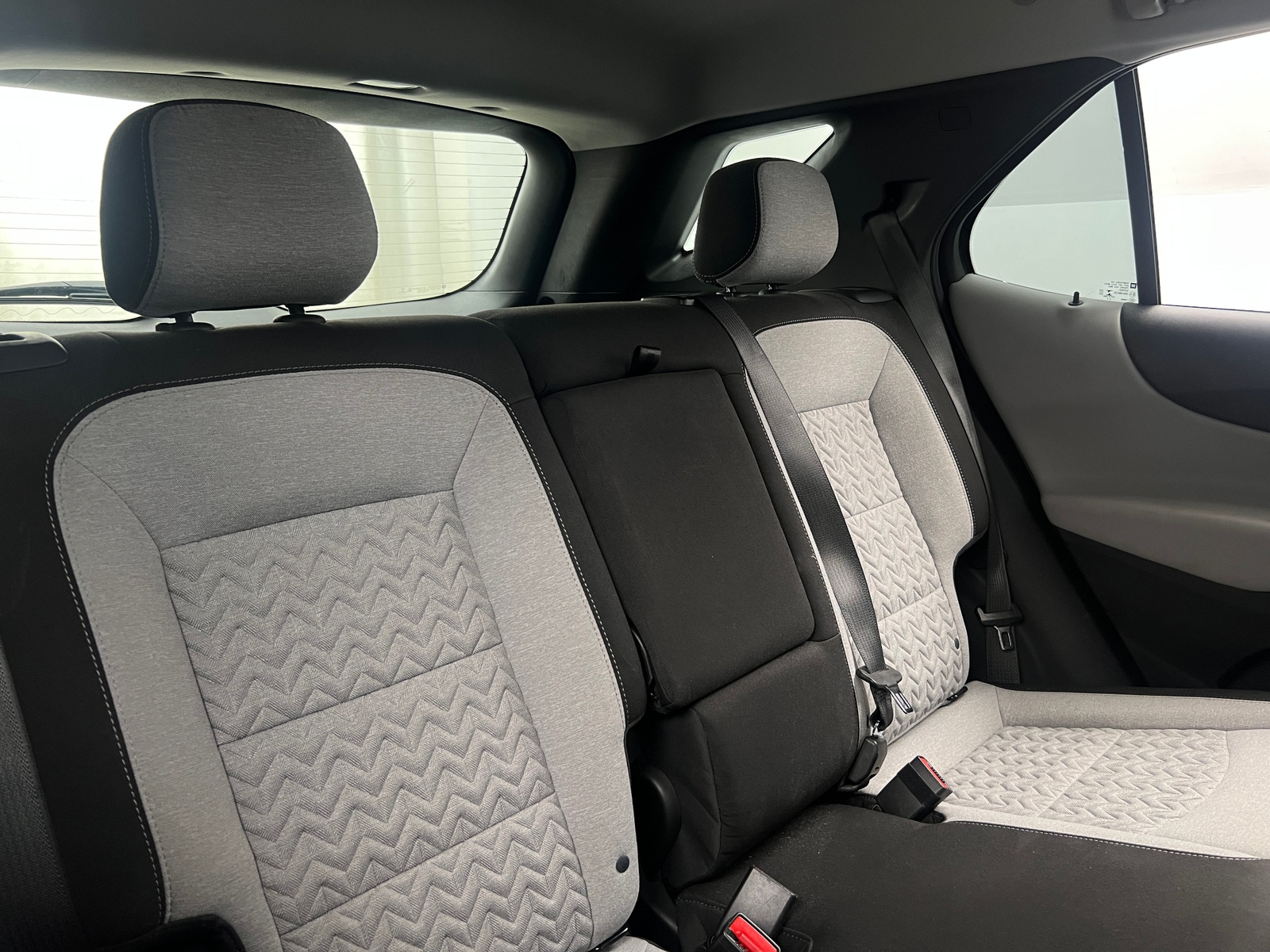 Thumbnail: 2022 Chevrolet Equinox - 6