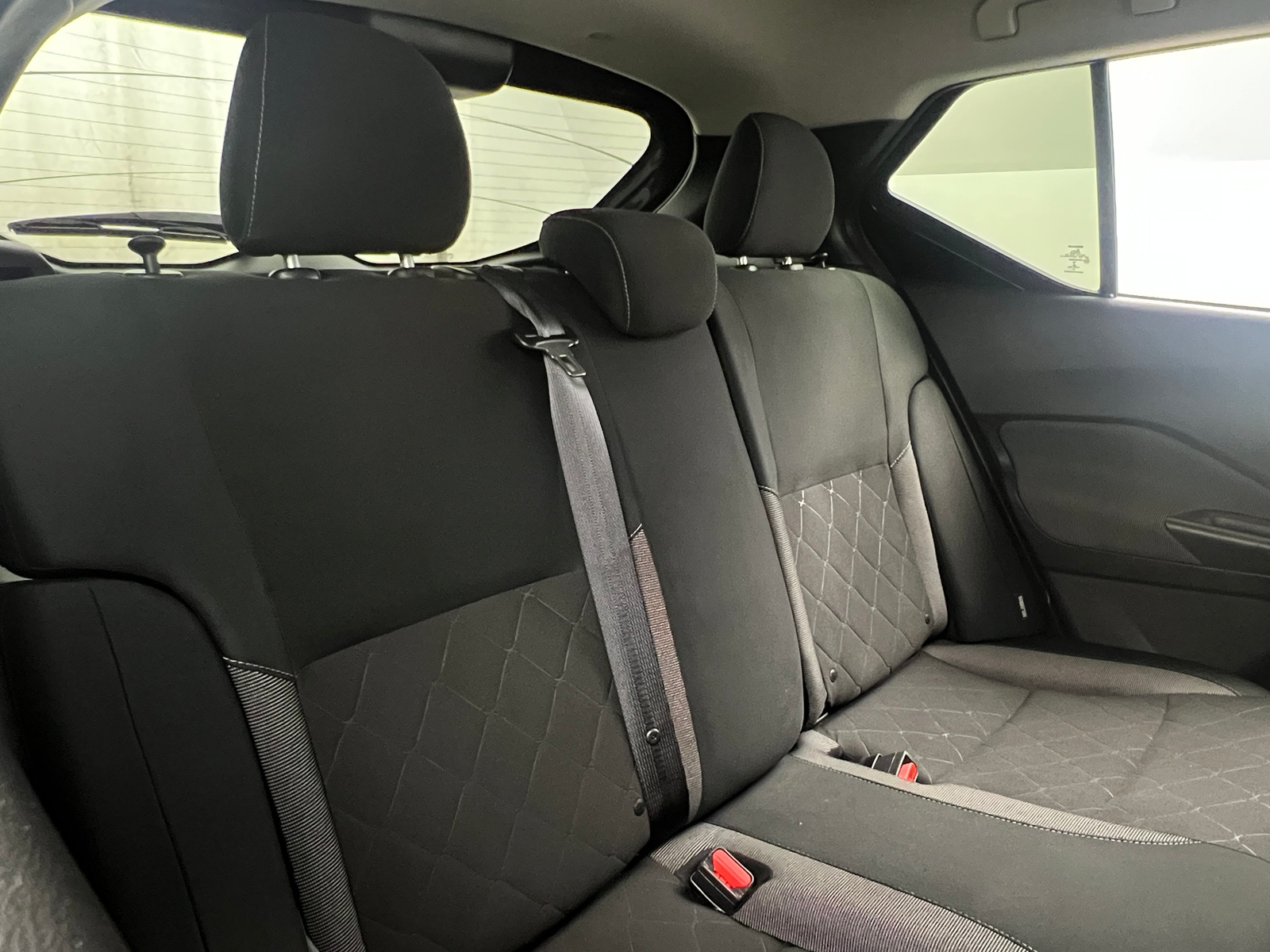 Thumbnail: 2020 Nissan Kicks - 6