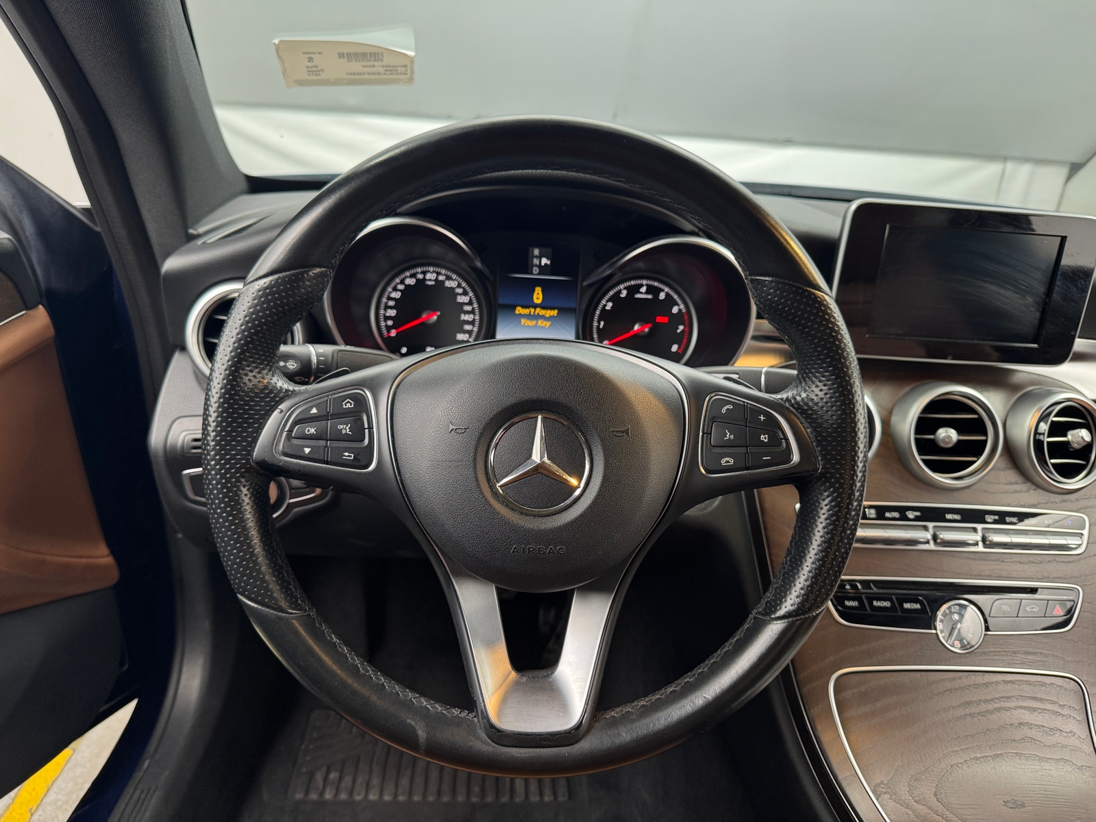 Thumbnail: 2017 Mercedes-Benz C-Class - 3