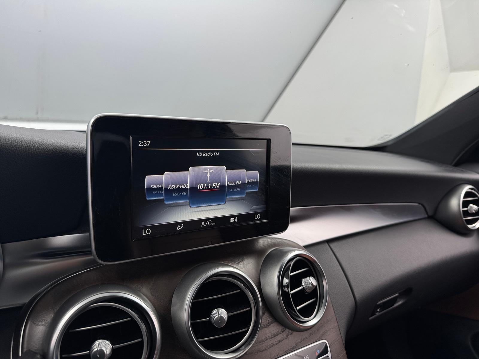 Thumbnail: 2017 Mercedes-Benz C-Class - 2