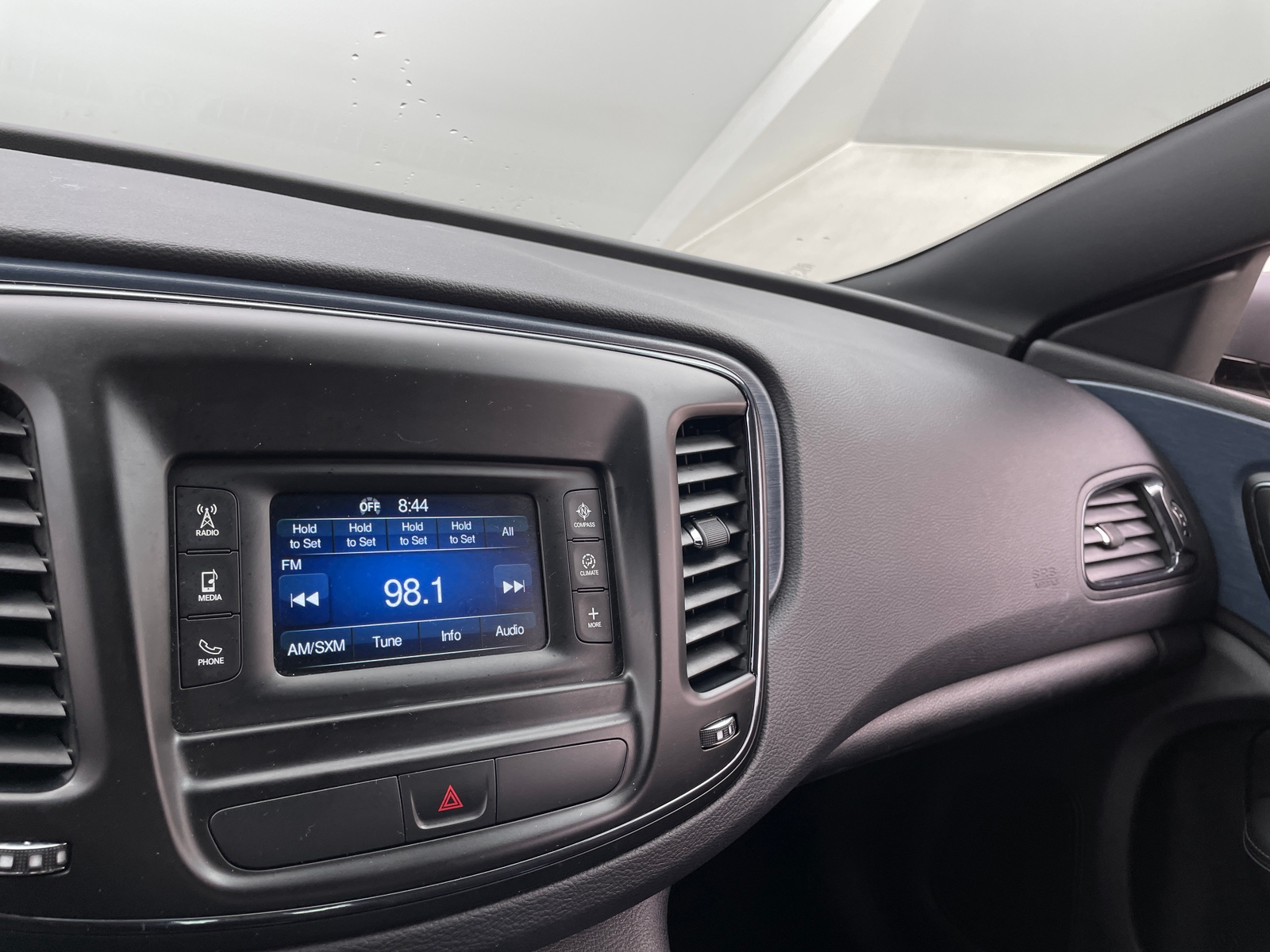 Thumbnail: 2015 Chrysler 200 - 4