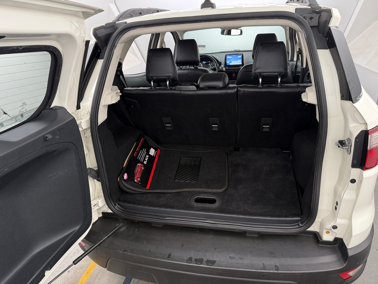 Thumbnail: 2019 Ford EcoSport - 6