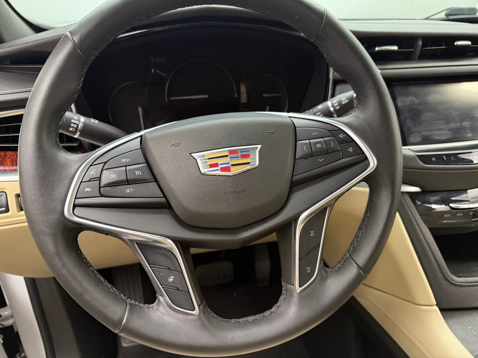 Thumbnail: 2018 Cadillac XT5 - 4