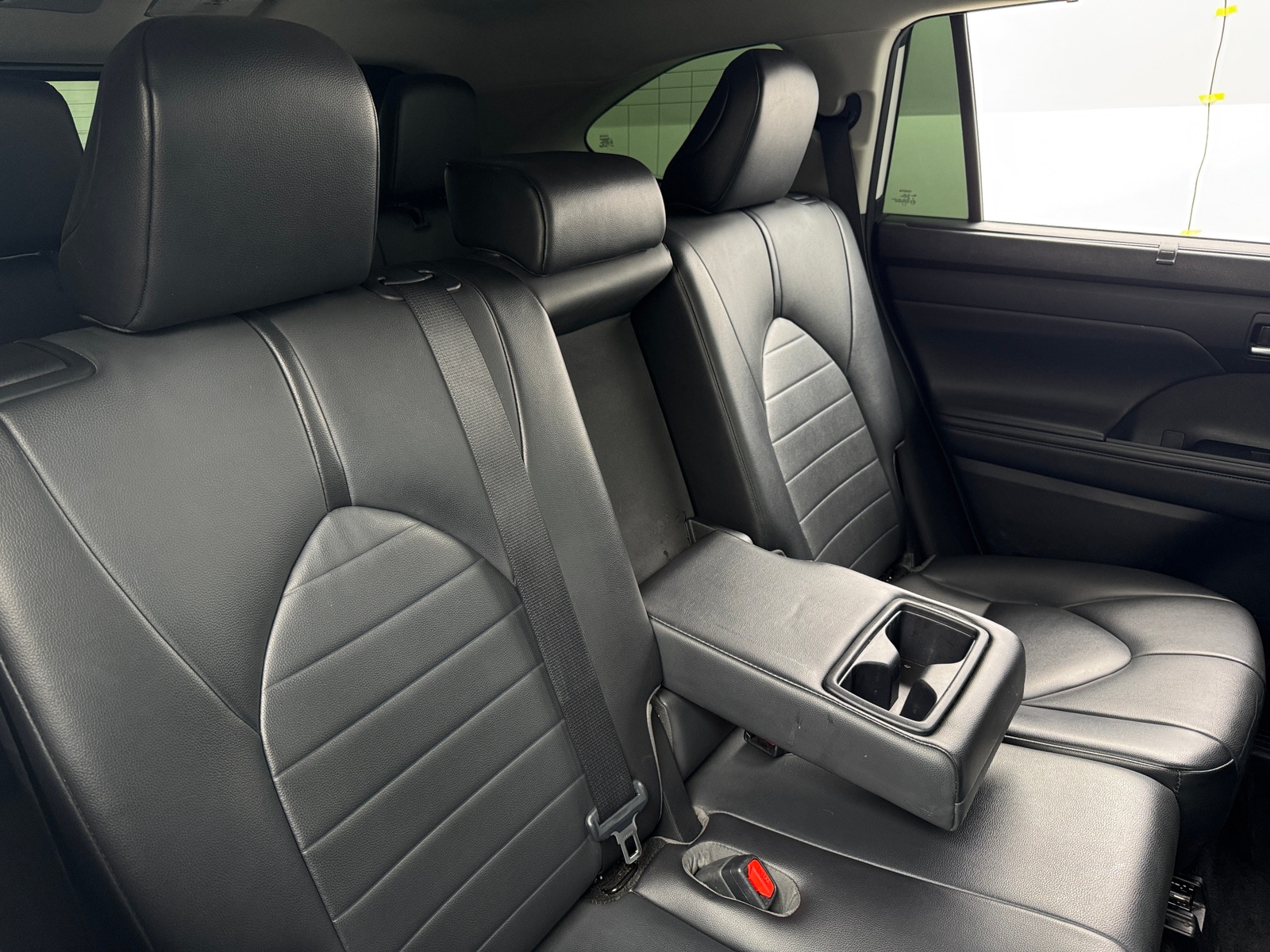 Thumbnail: 2021 Toyota Highlander - 5