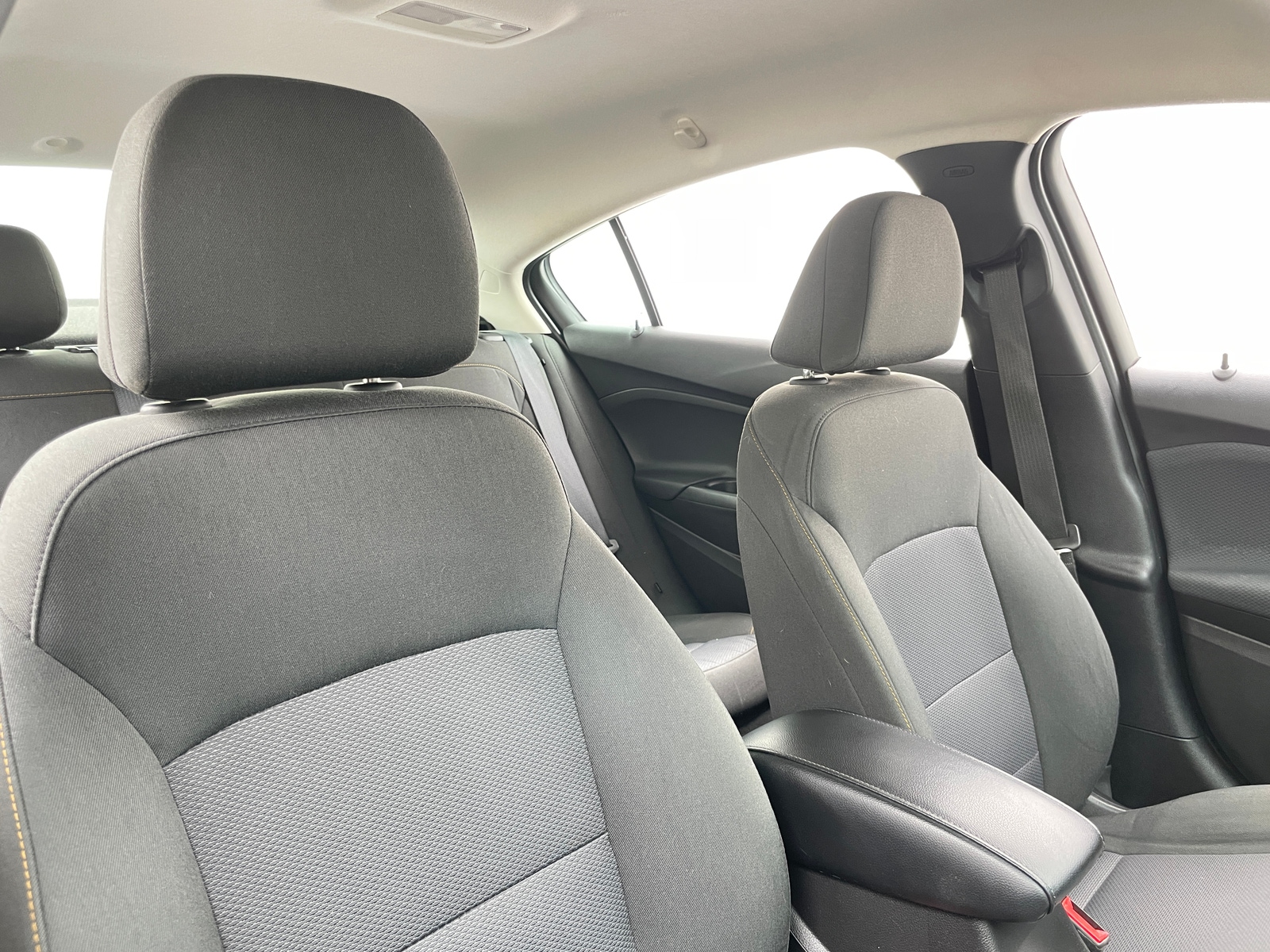 Thumbnail: 2018 Chevrolet Cruze - 2