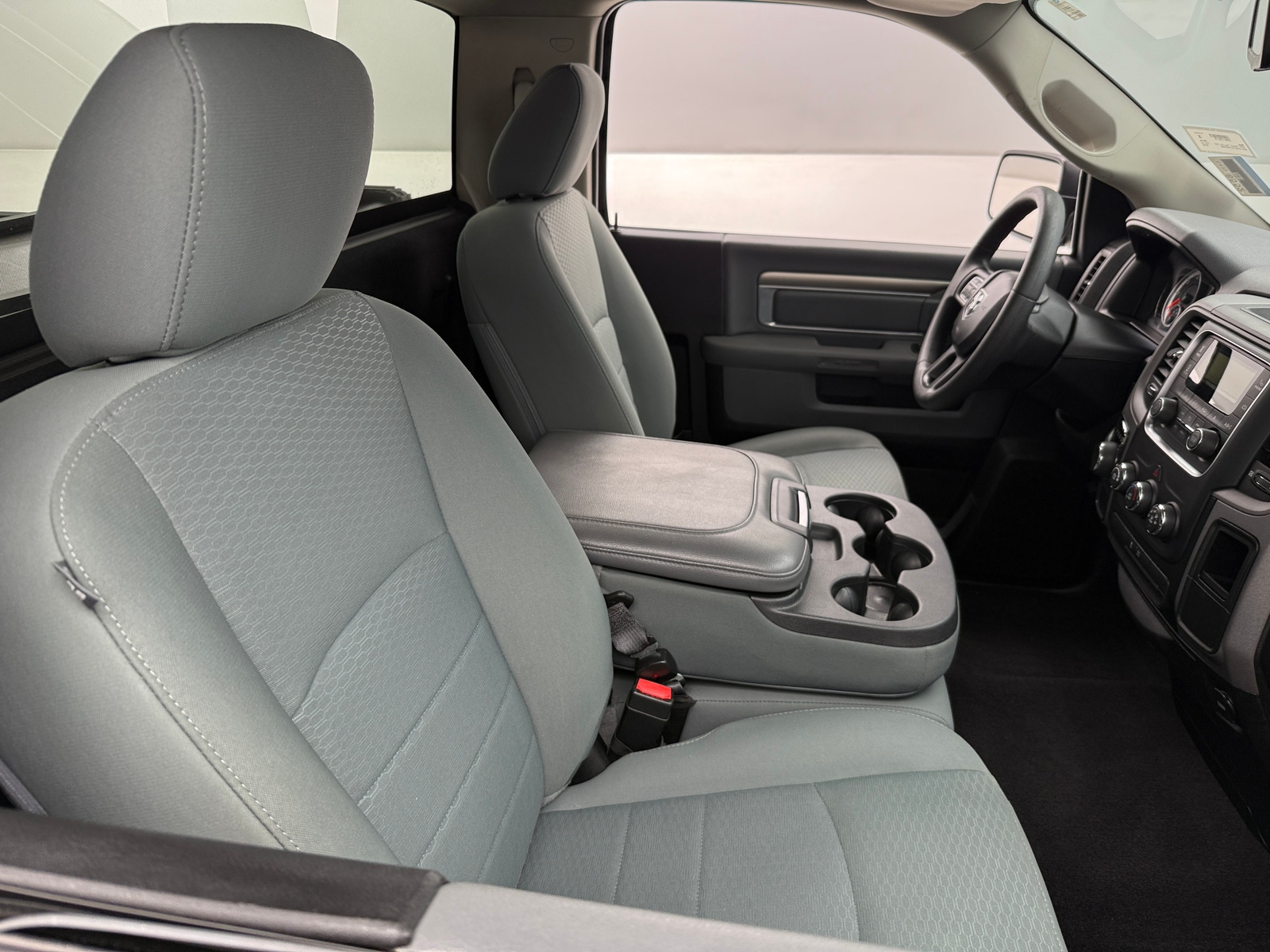 Thumbnail: 2019 RAM 1500 Classic - 2